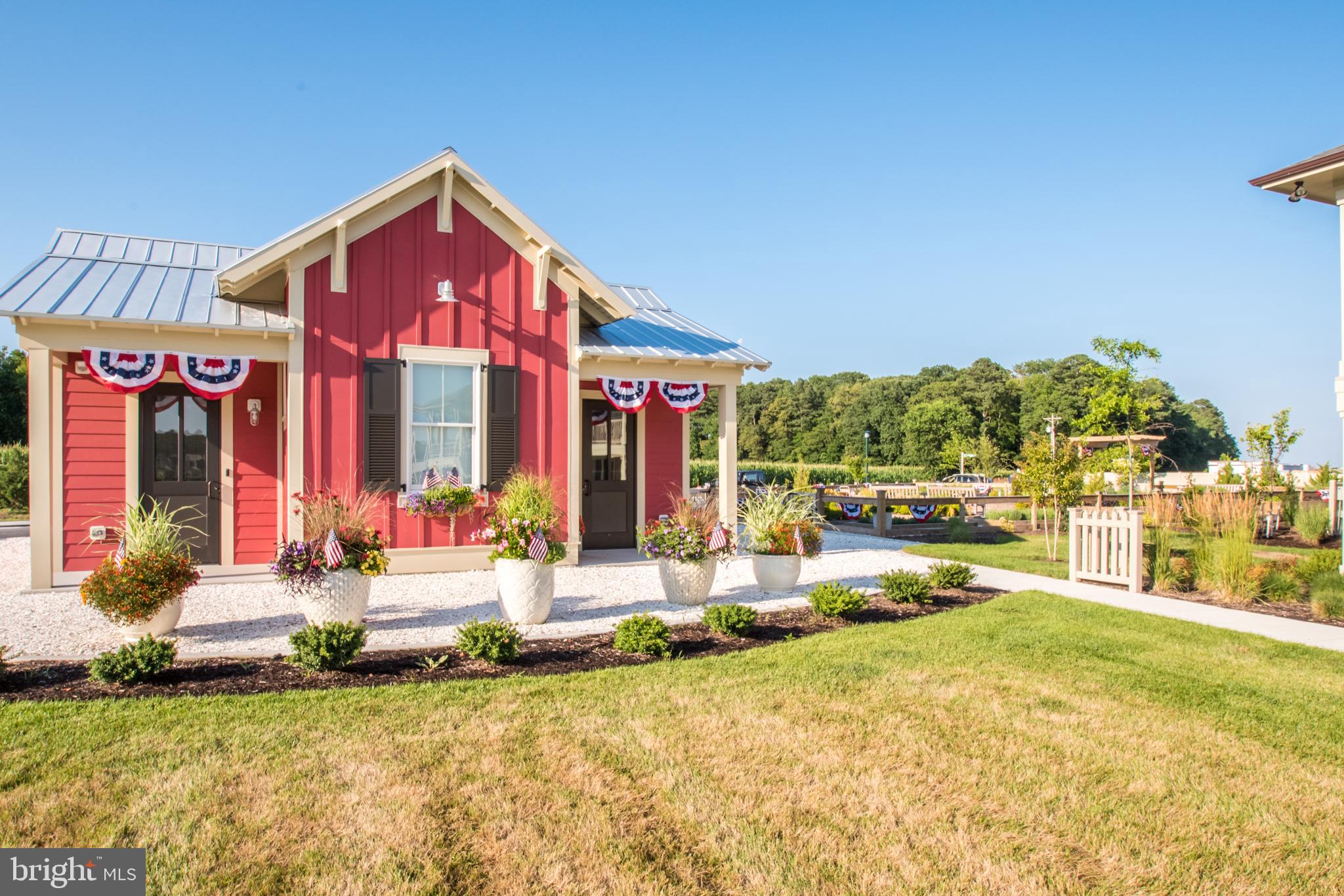 BAY FOREST CLUB - Residential