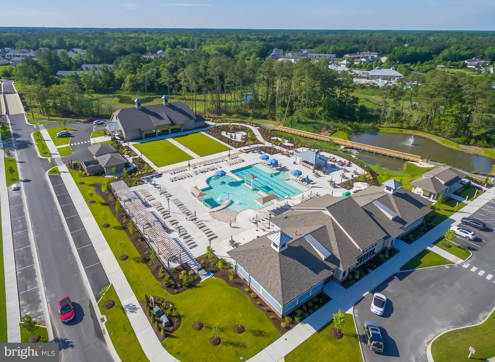 BAY FOREST CLUB - Residential