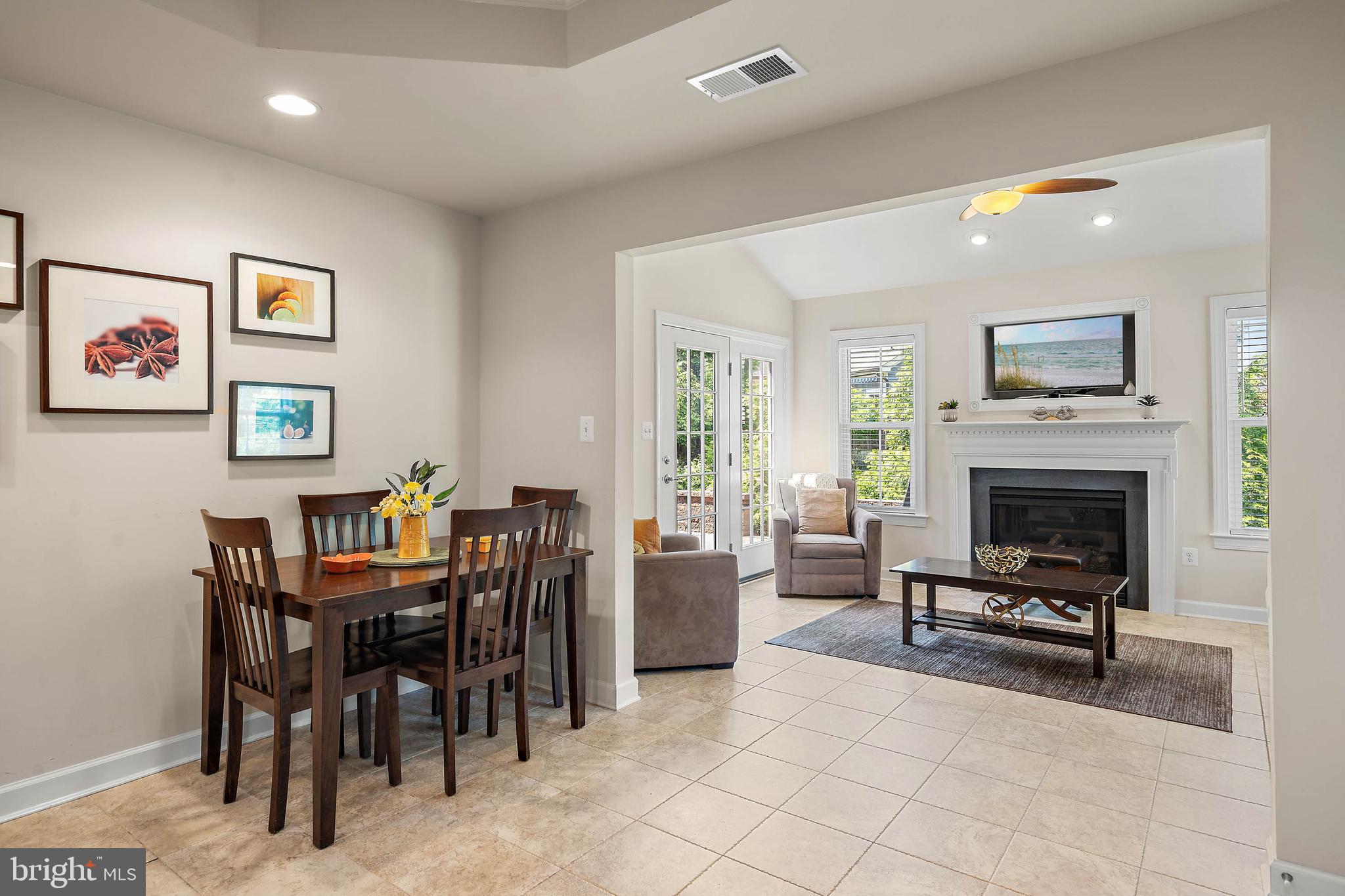 BAY FOREST CLUB - Residential