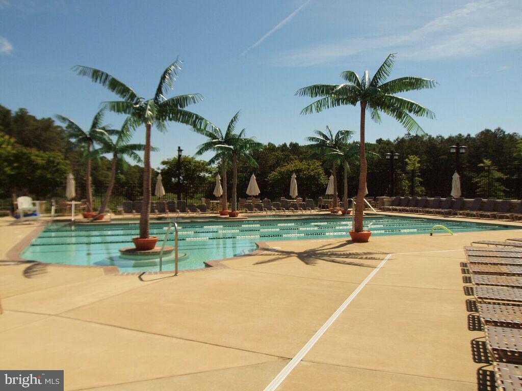 BAY FOREST CLUB - Residential