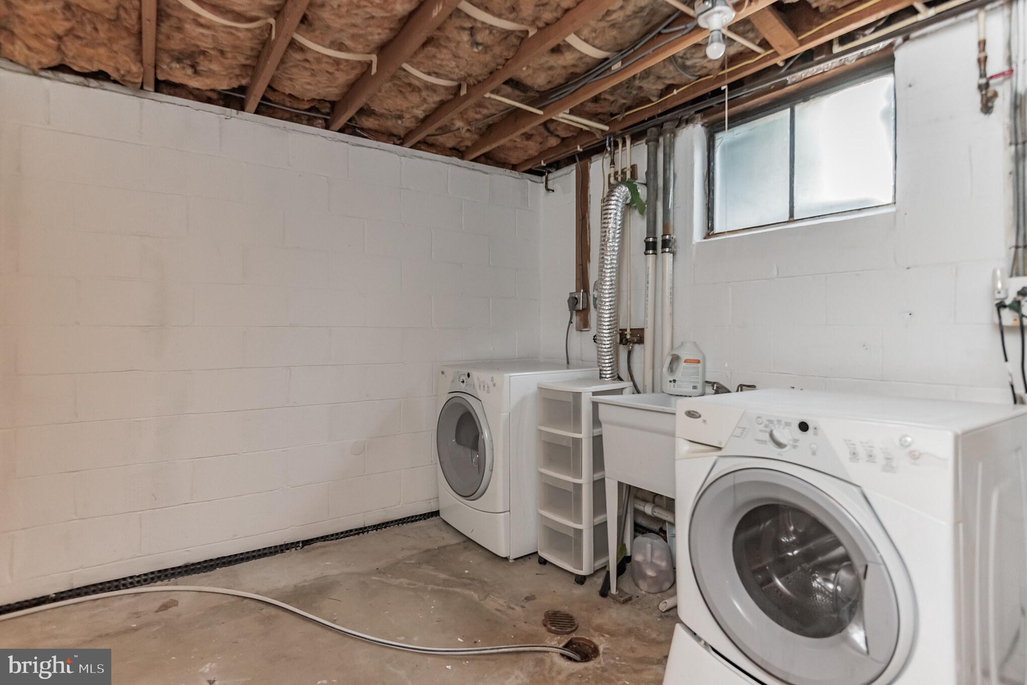 LOCUST SPRINGS - Residential