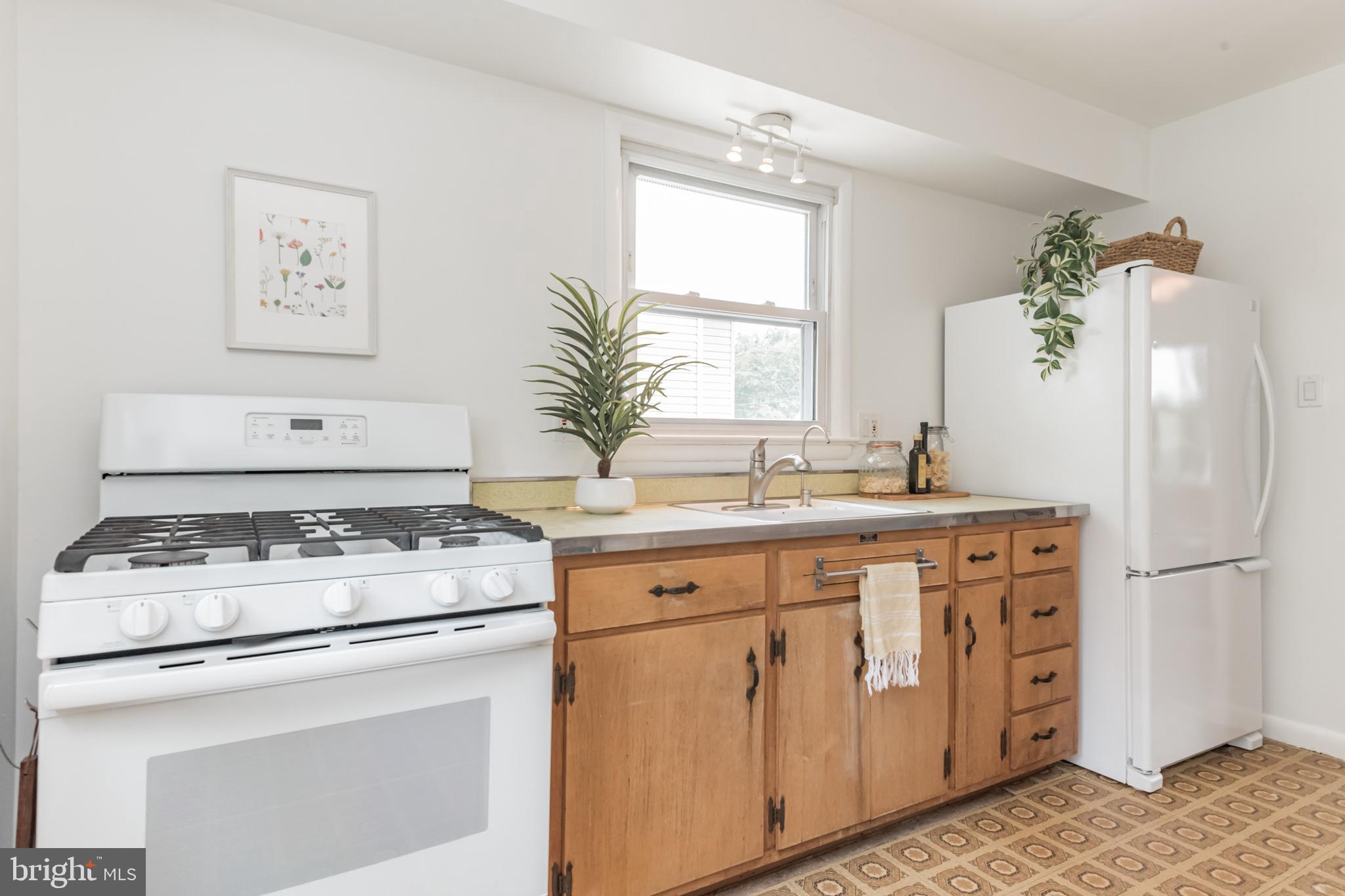 LOCUST SPRINGS - Residential