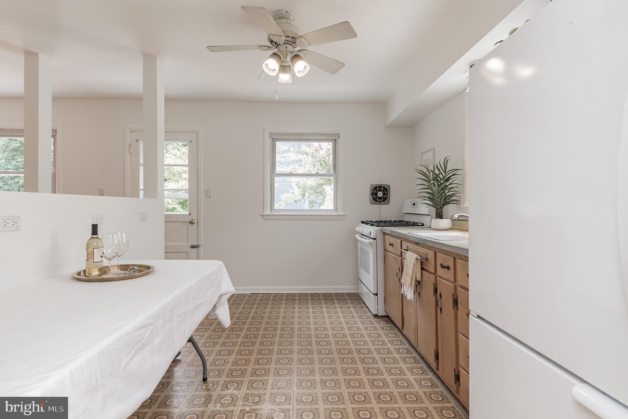 LOCUST SPRINGS - Residential