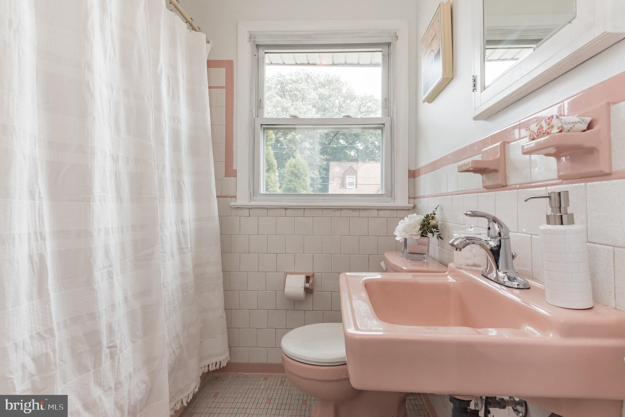 LOCUST SPRINGS - Residential