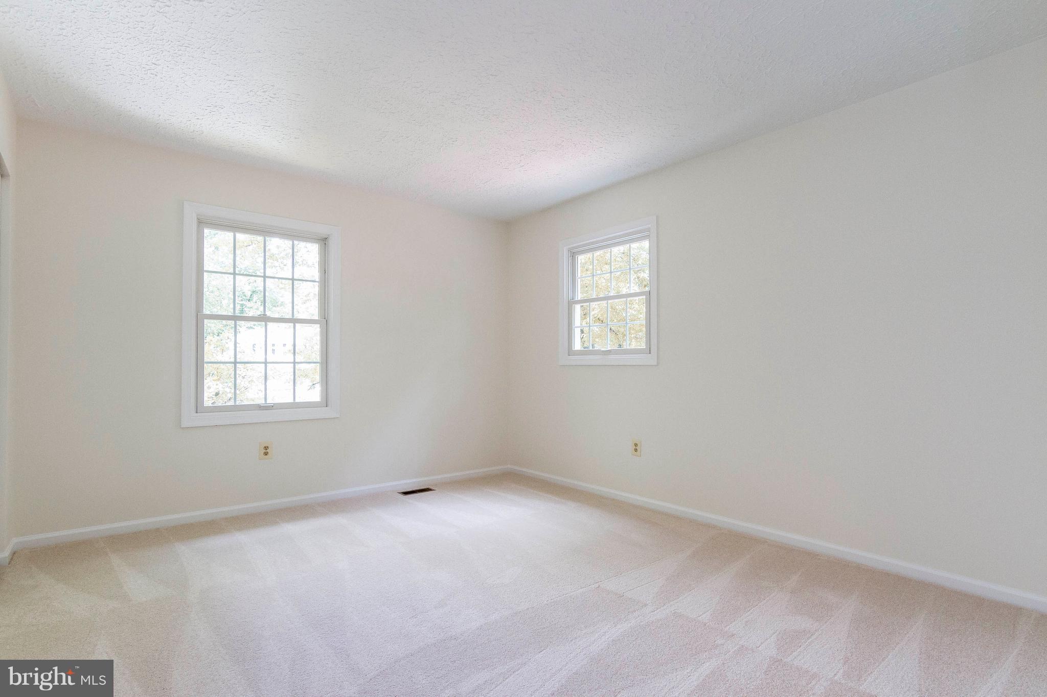 NEWPORT - Residential