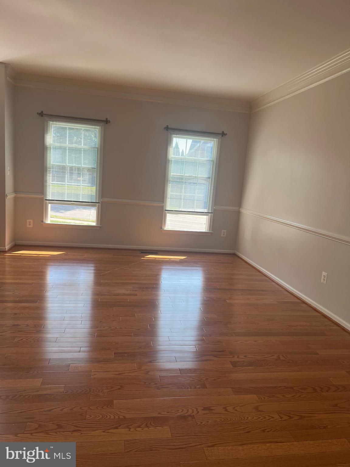 LOUDOUN VALLEY ESTATES - Residential Lease