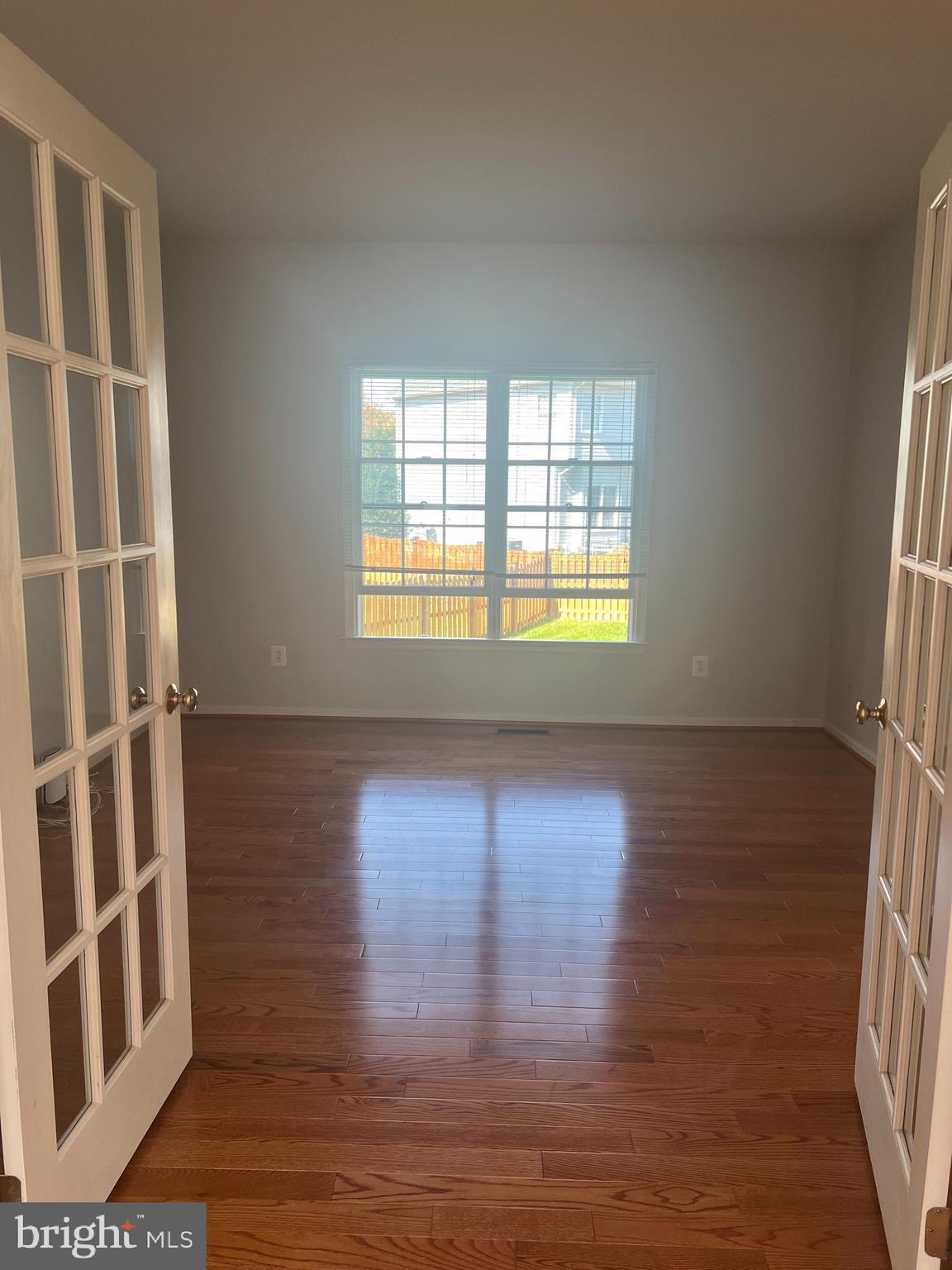 LOUDOUN VALLEY ESTATES - Residential Lease