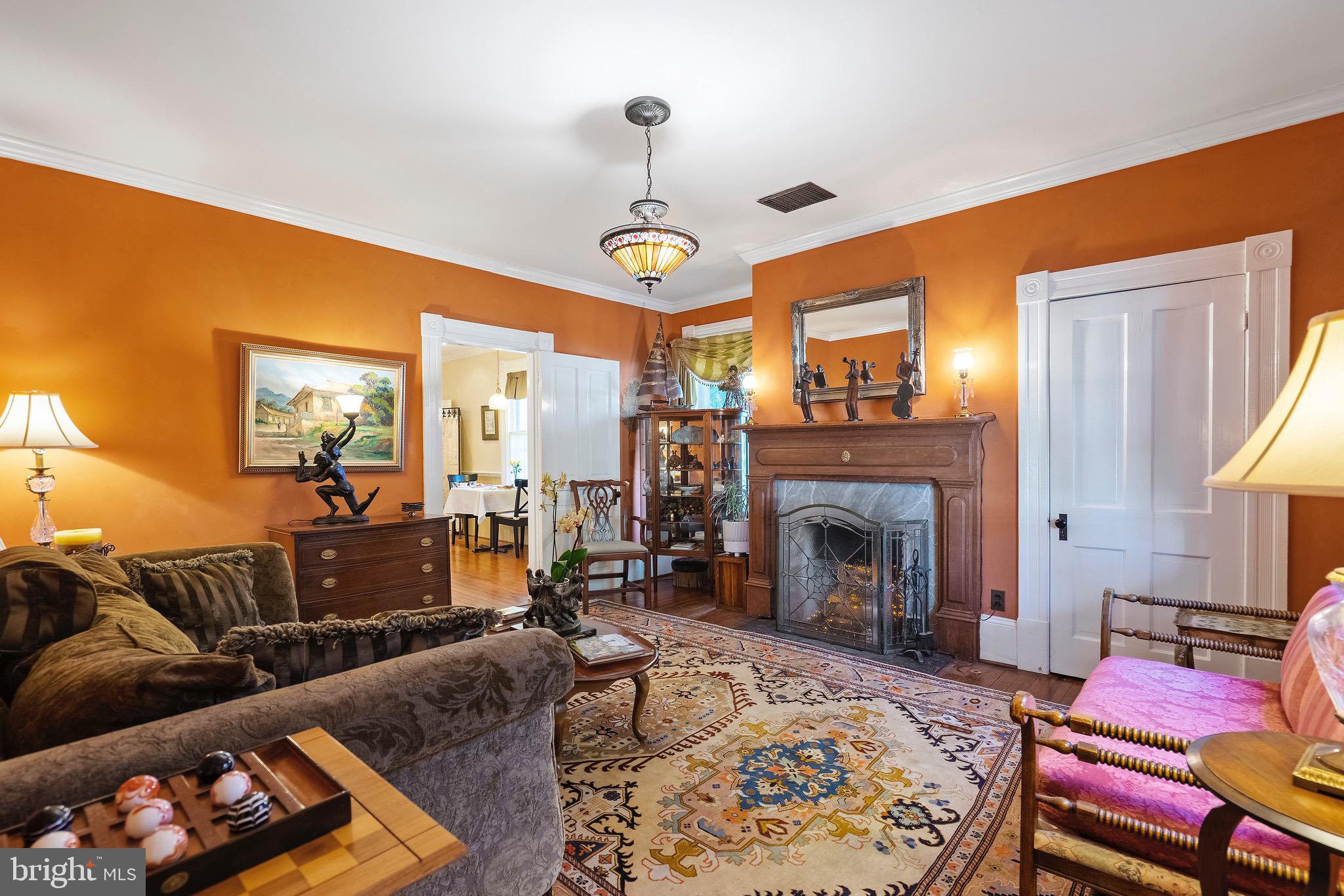 WASHINGTON VIRGINIA - Residential