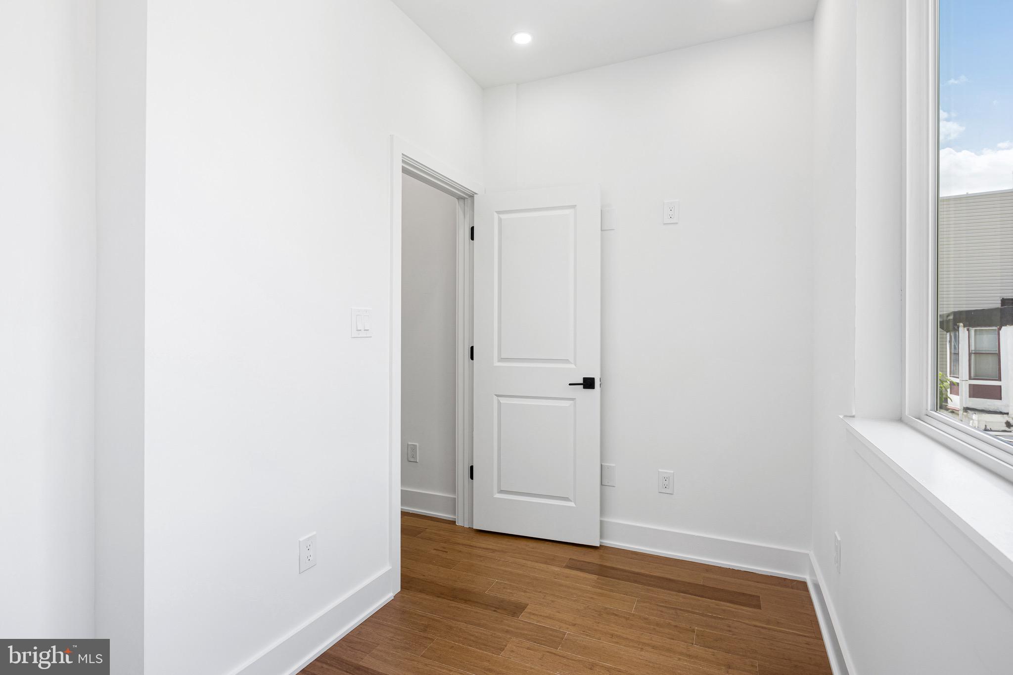 WEST KENSINGTON - Residential