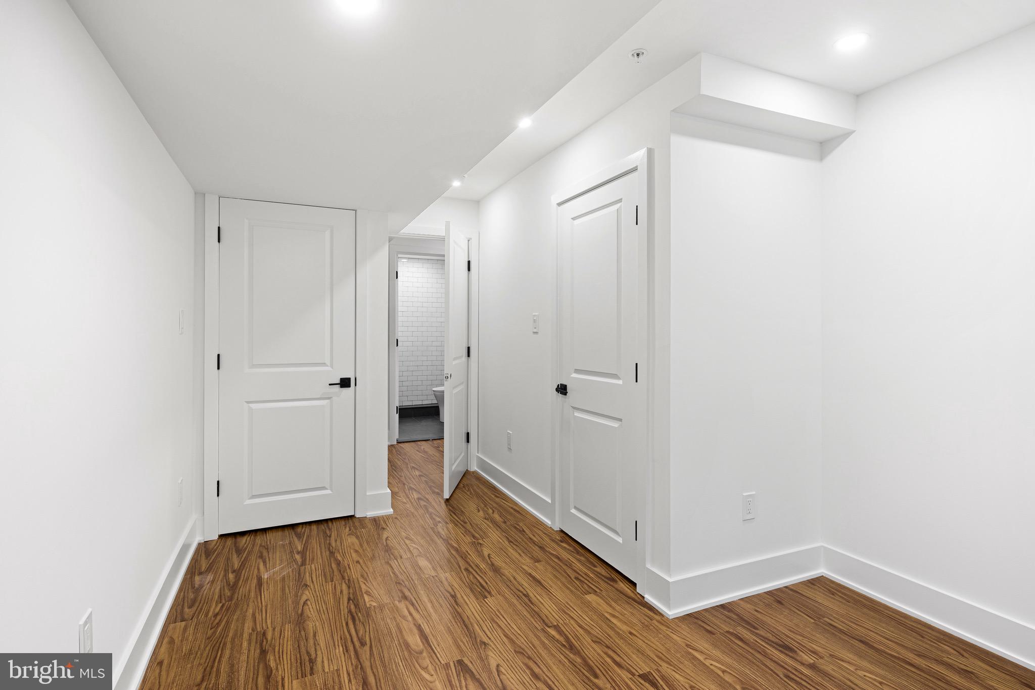 WEST KENSINGTON - Residential