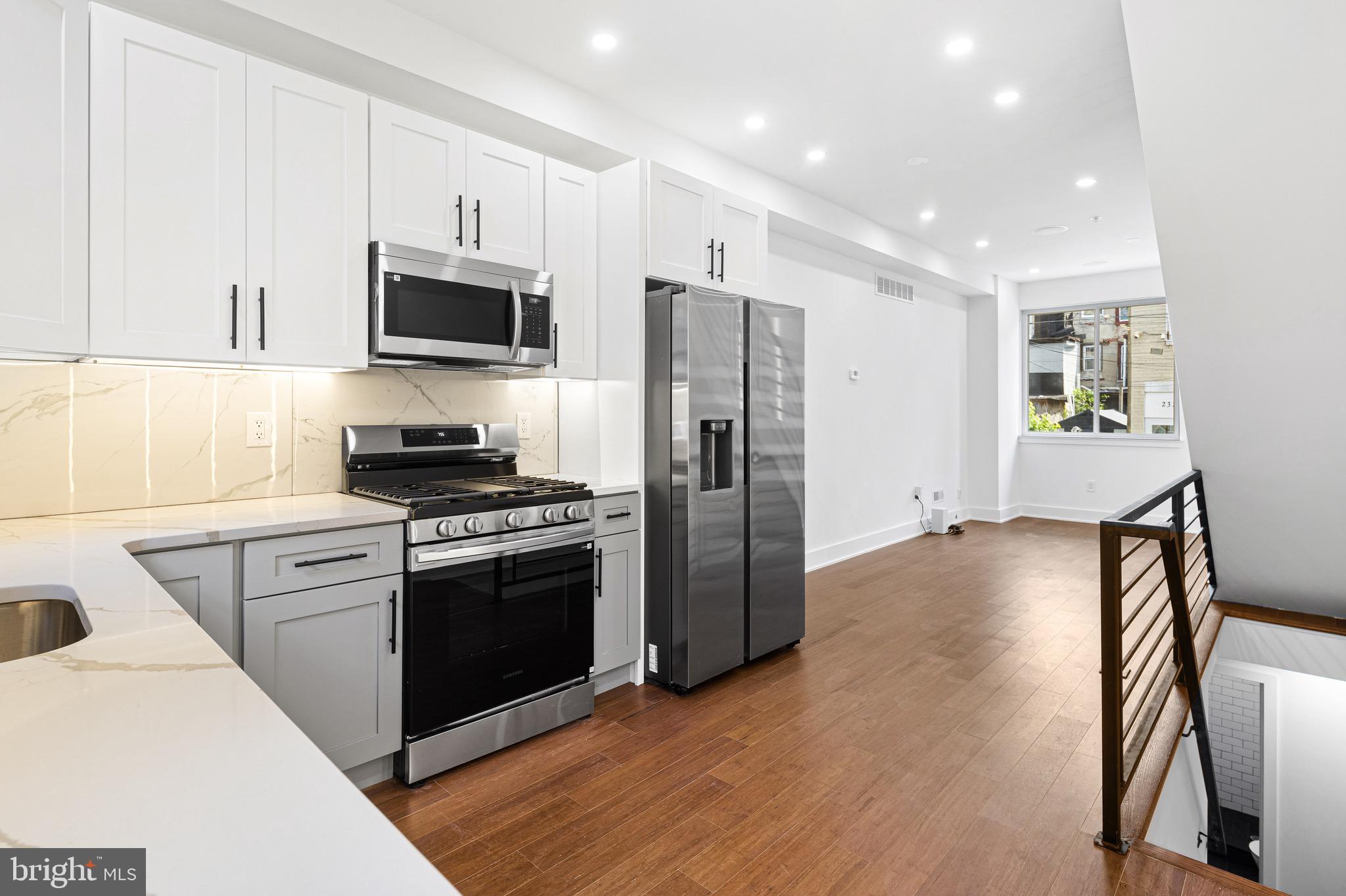 WEST KENSINGTON - Residential