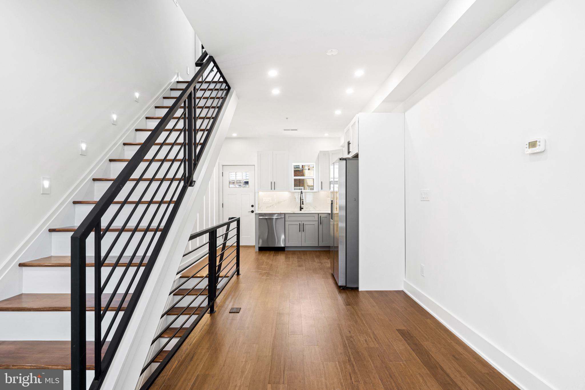 WEST KENSINGTON - Residential