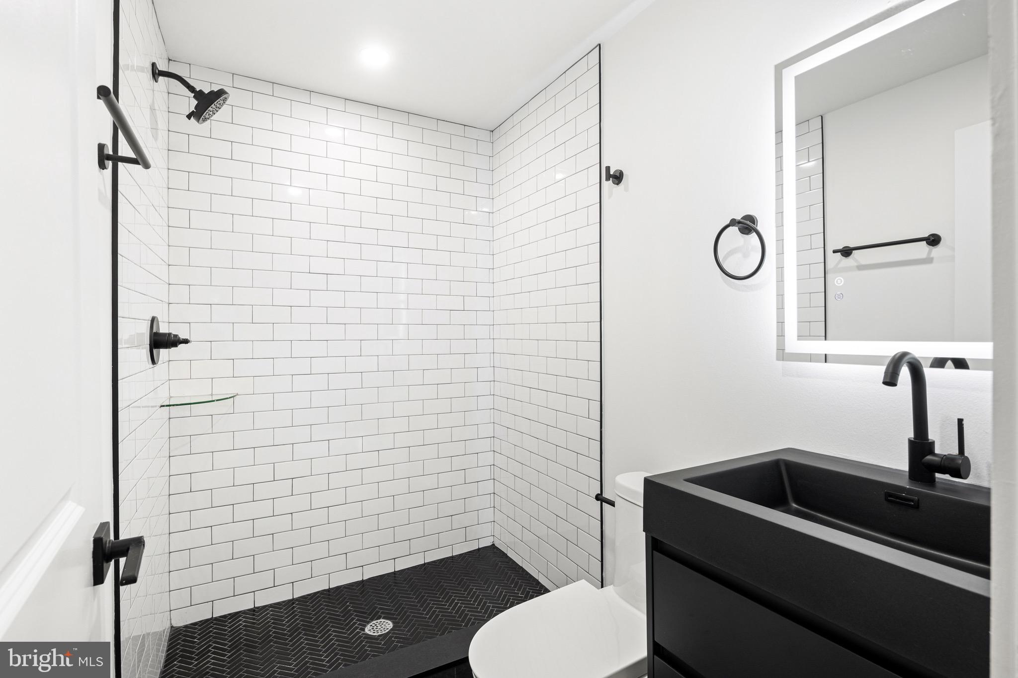 WEST KENSINGTON - Residential
