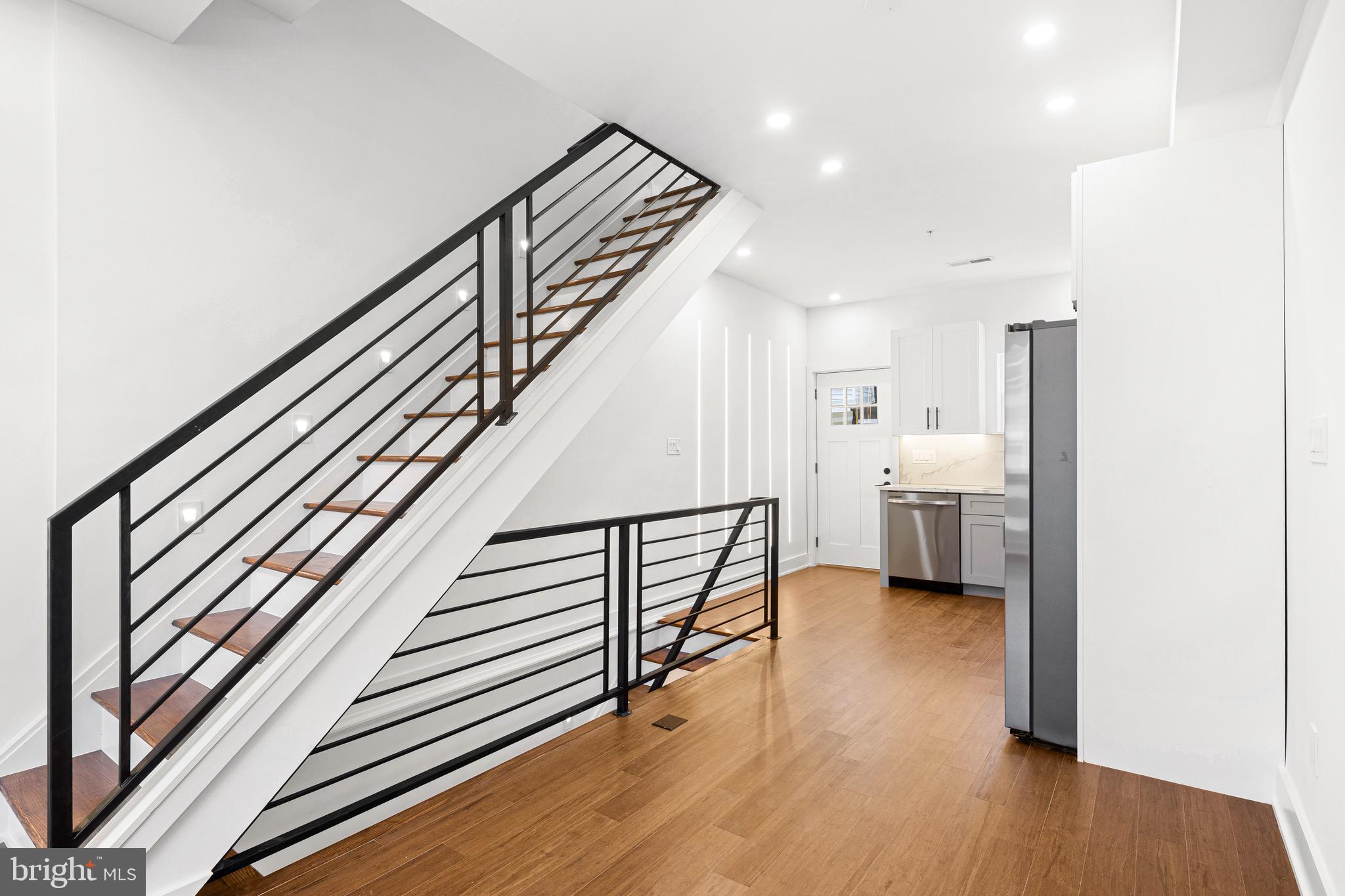 WEST KENSINGTON - Residential