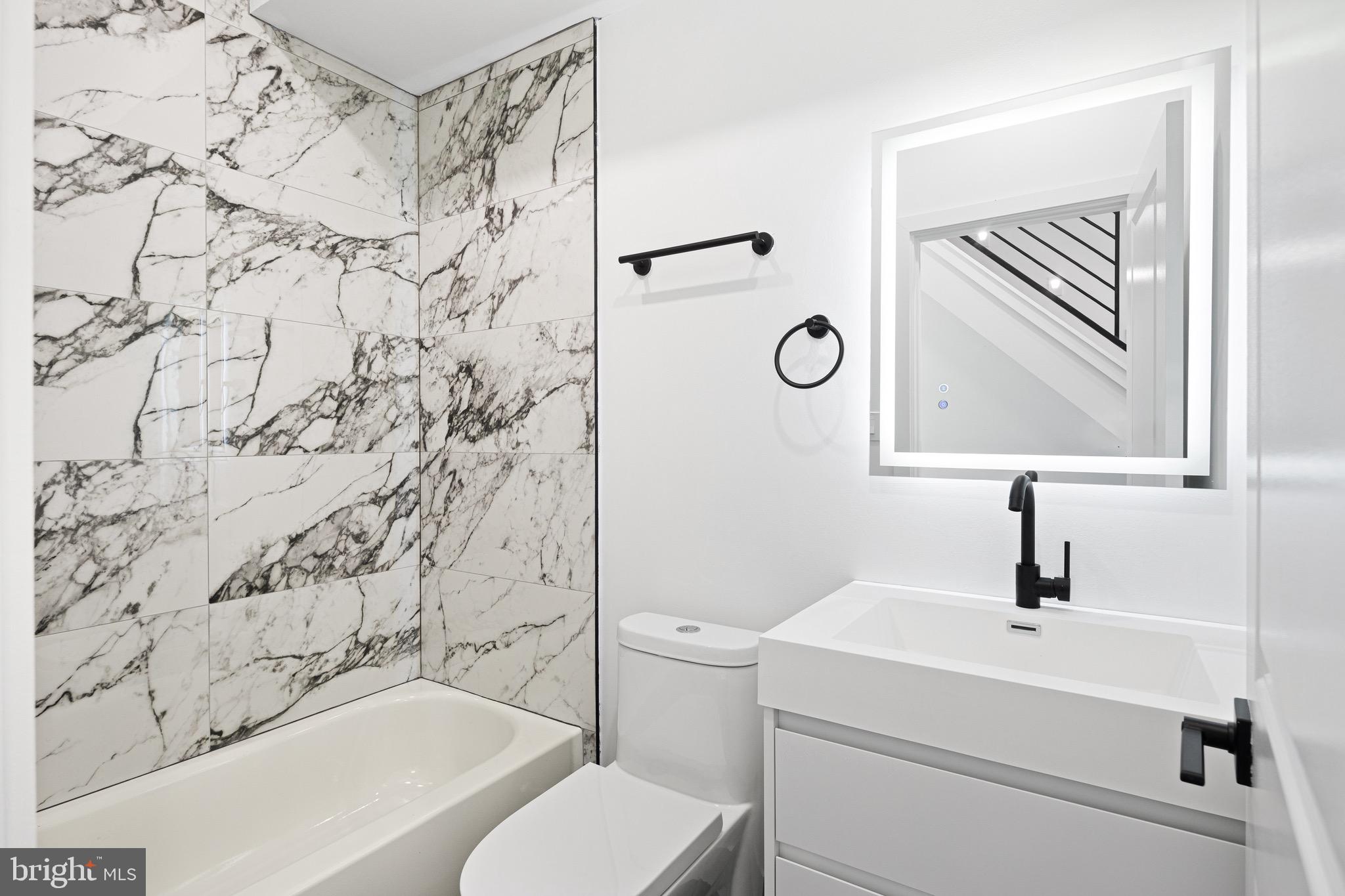 WEST KENSINGTON - Residential