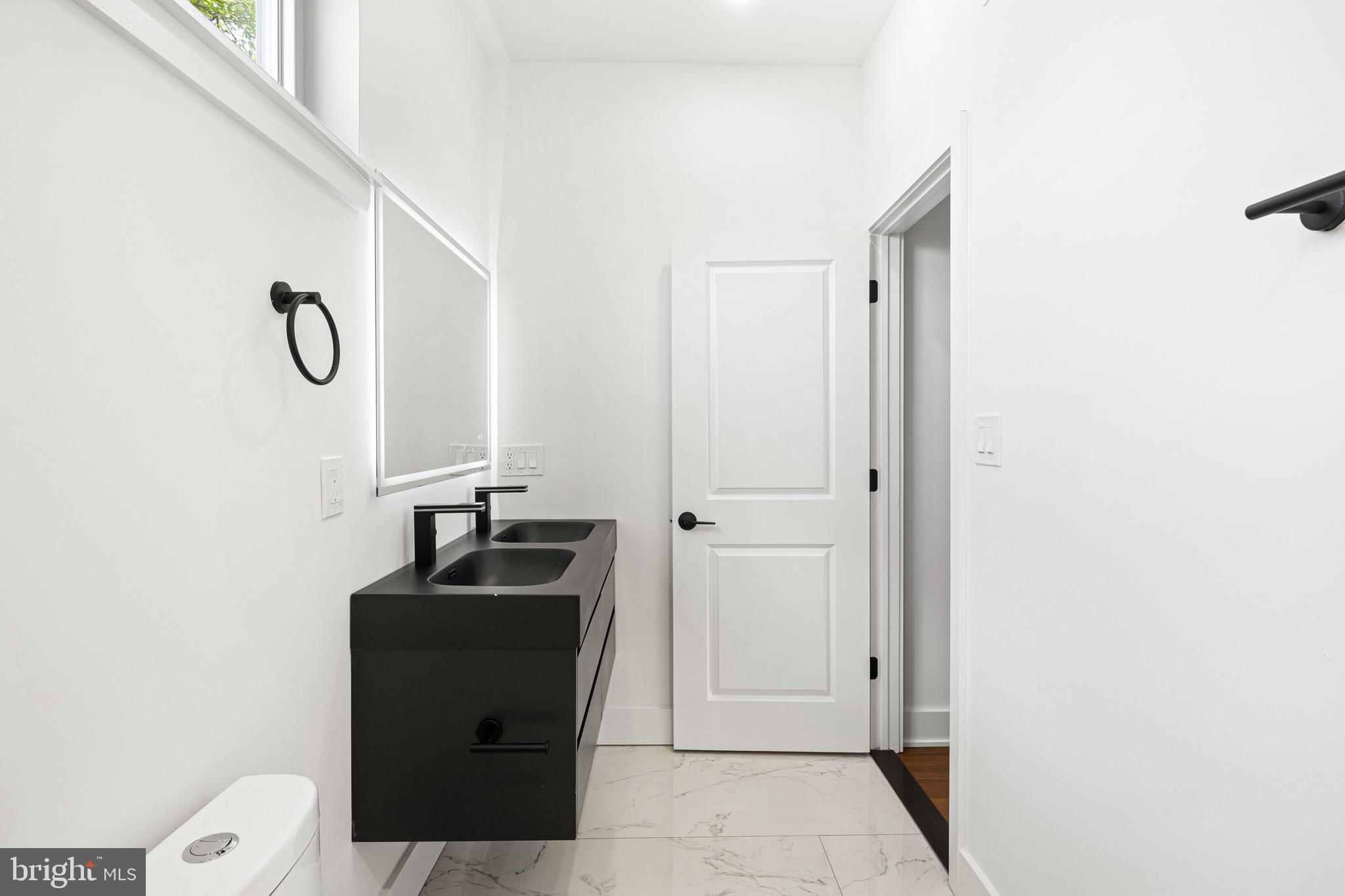 WEST KENSINGTON - Residential