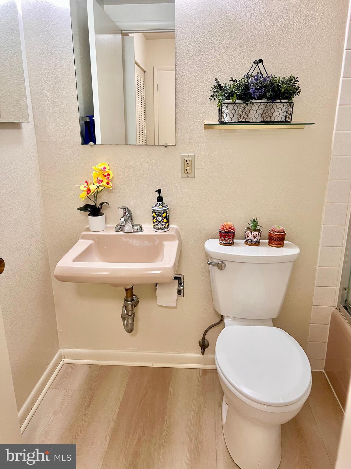 MONTGOMERY MUTUAL COOP - Residential