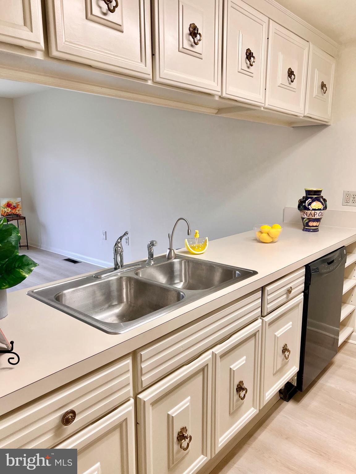 MONTGOMERY MUTUAL COOP - Residential