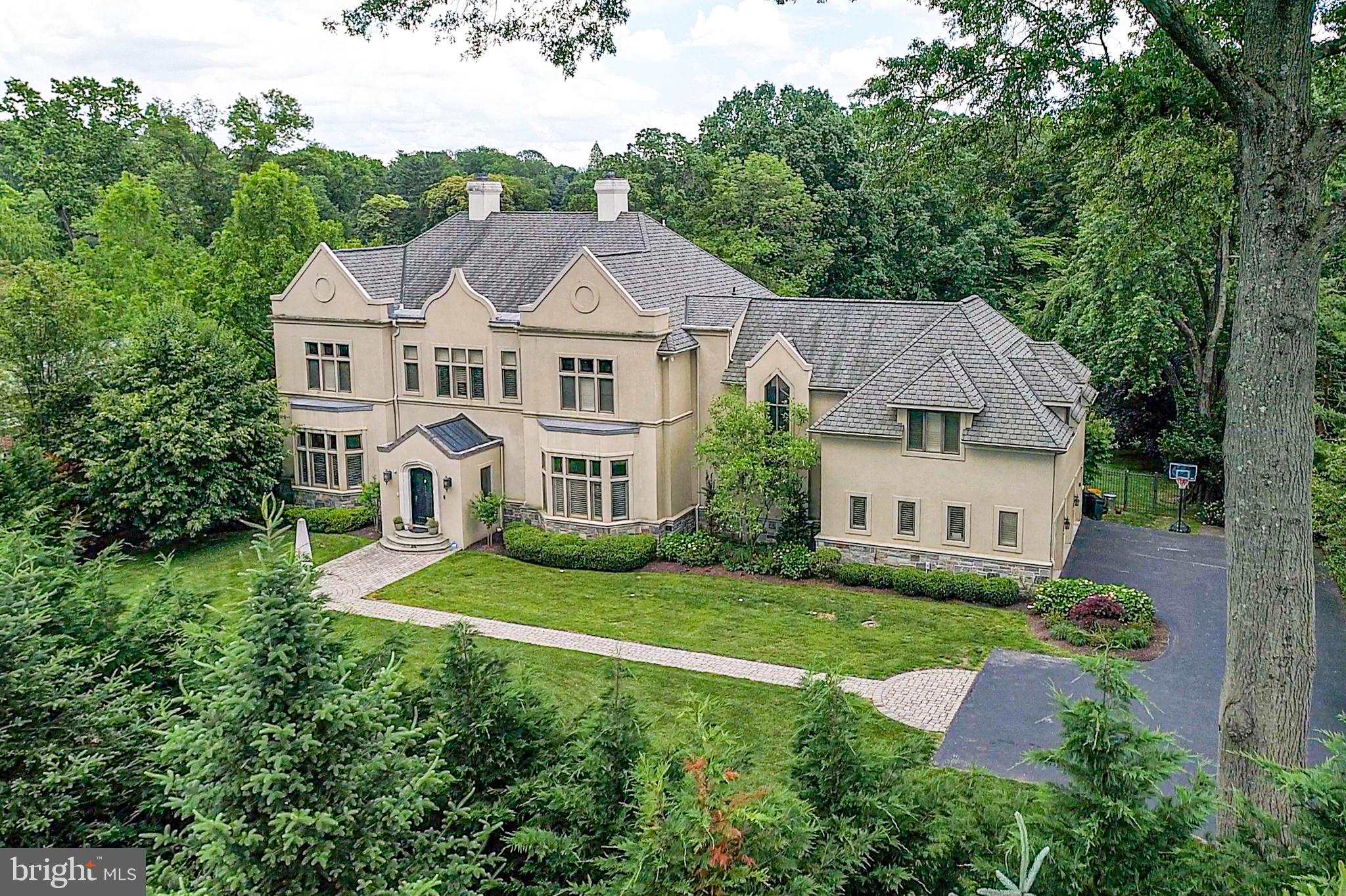 BRYN MAWR - Residential