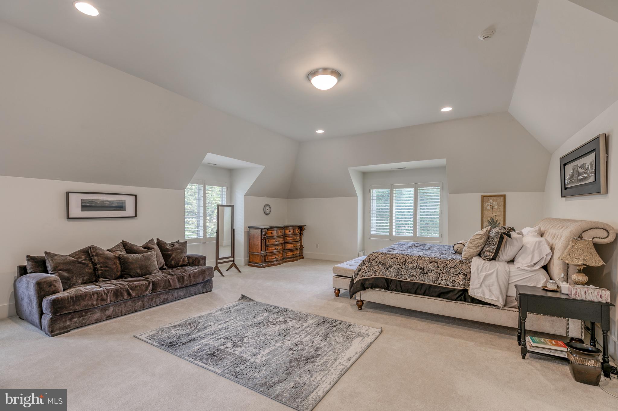 BRYN MAWR - Residential