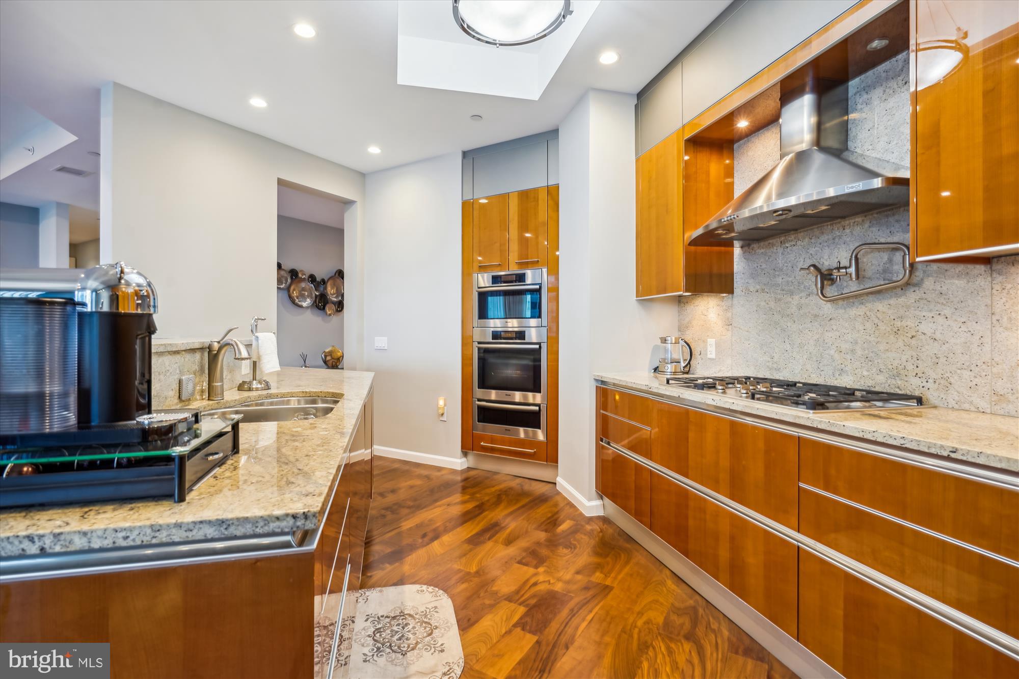 ARLINGTON - Residential