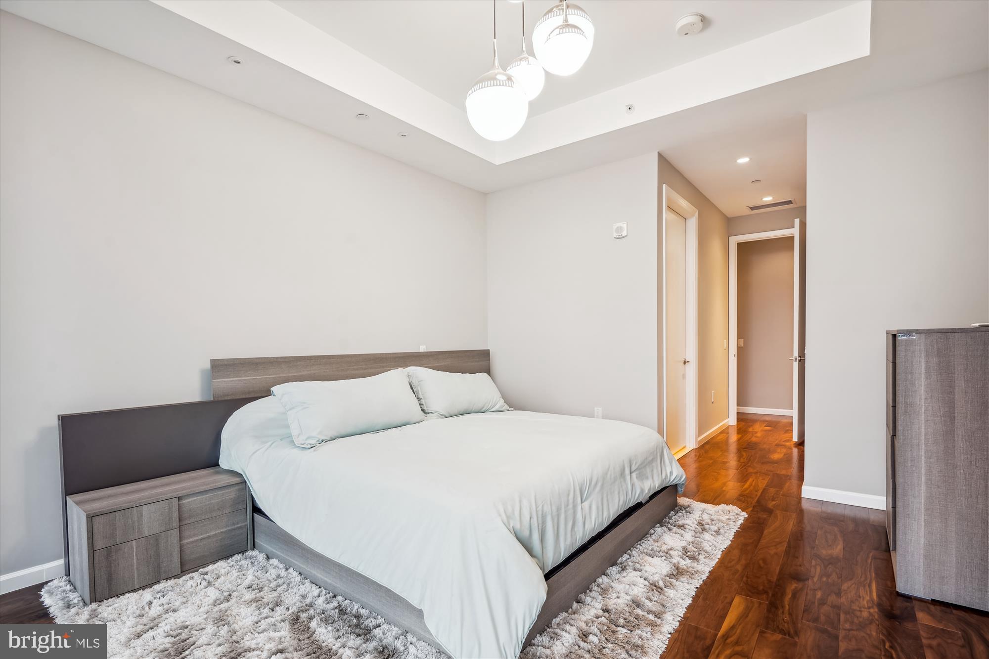 ARLINGTON - Residential