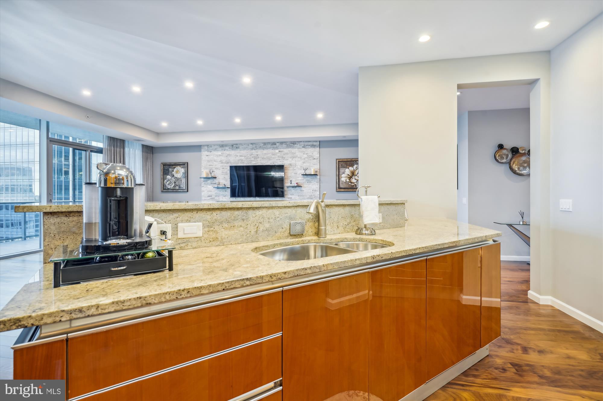 ARLINGTON - Residential