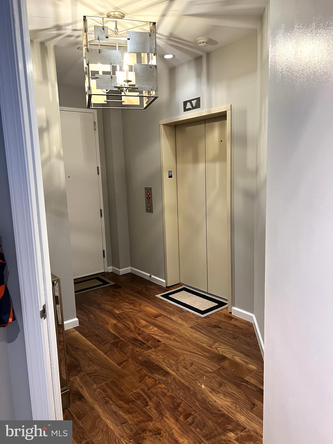 ARLINGTON - Residential