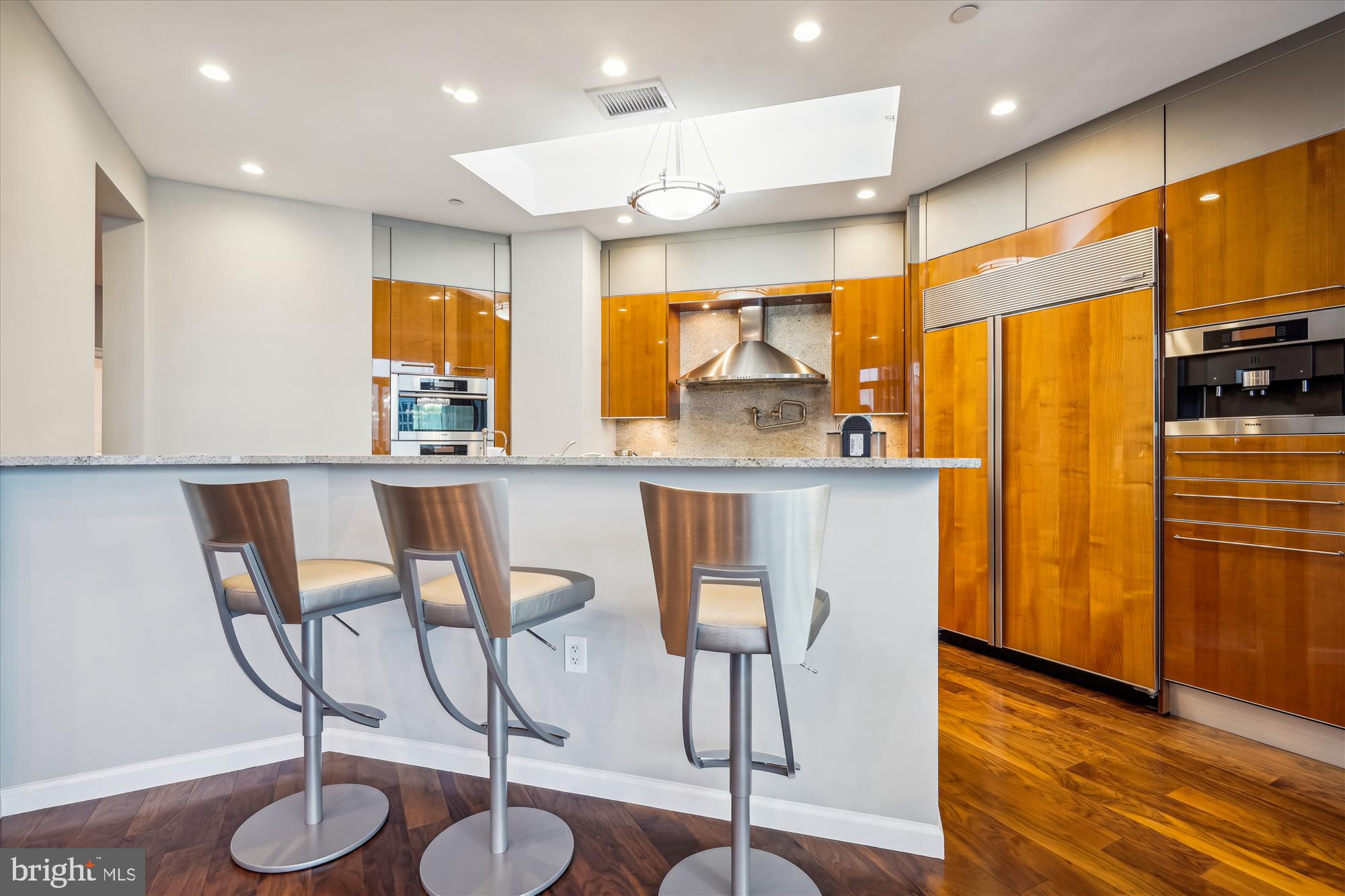 ARLINGTON - Residential