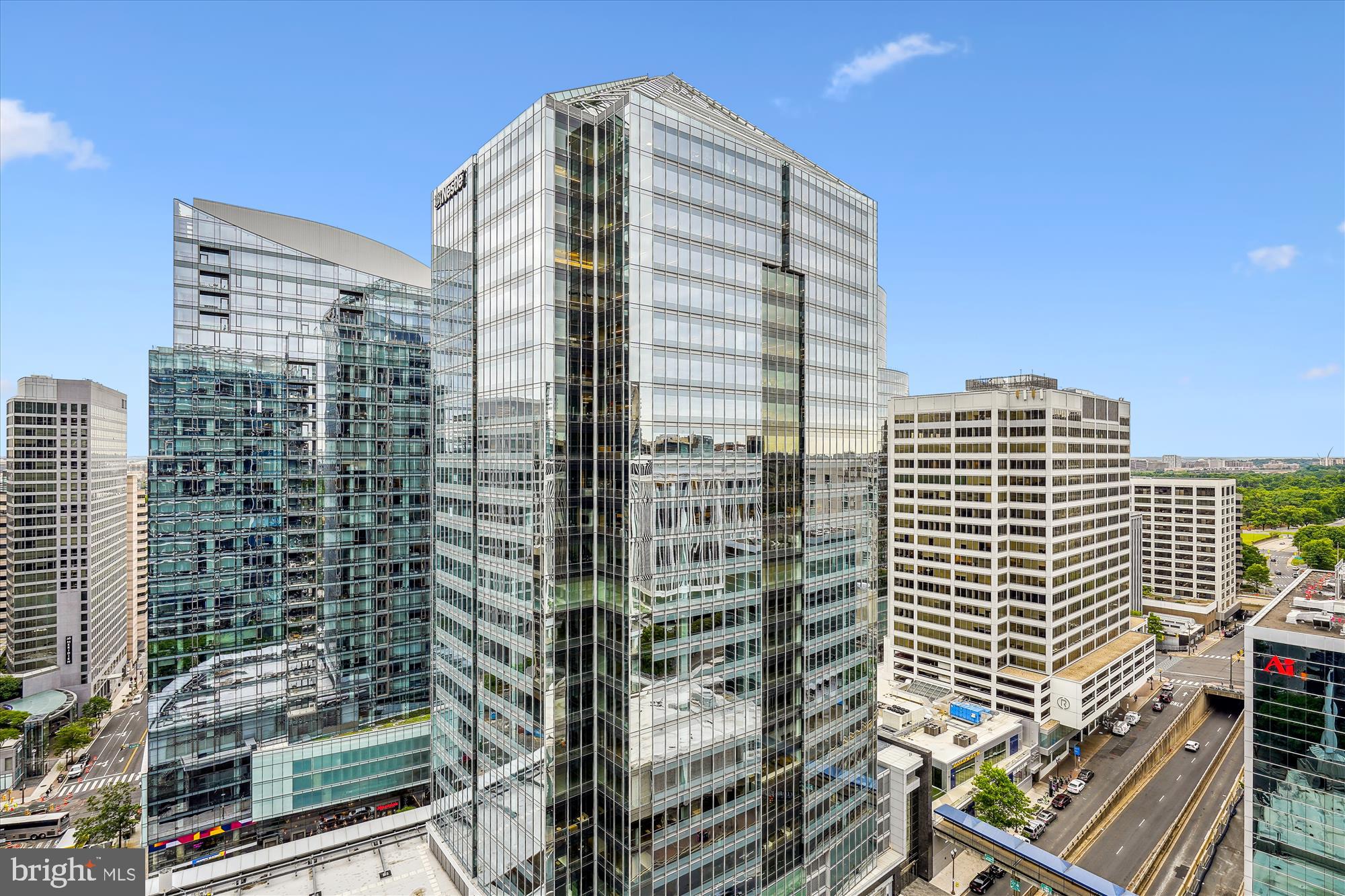 ARLINGTON - Residential