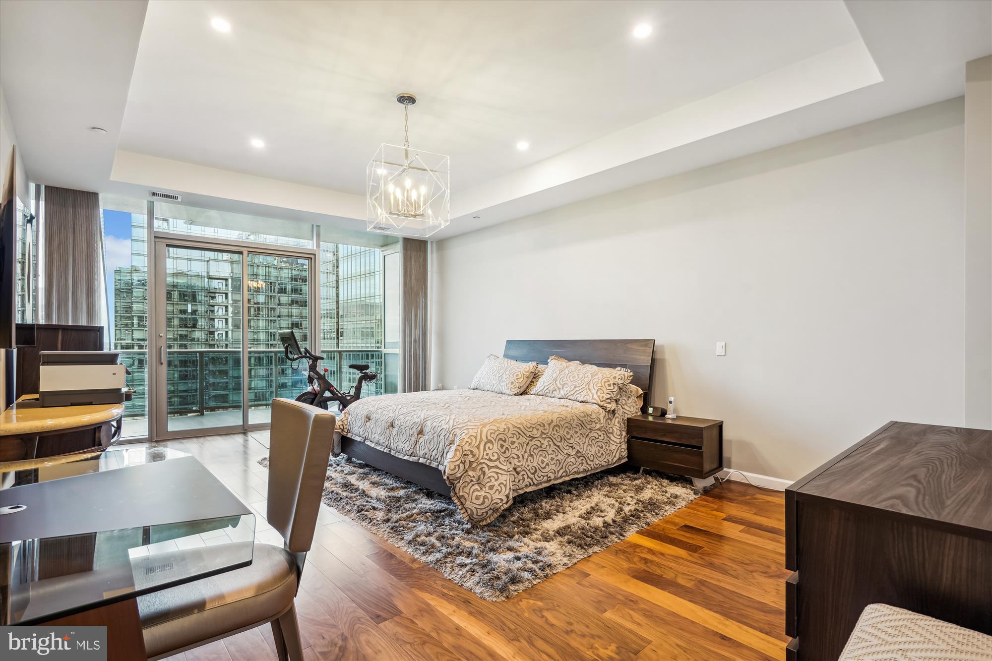 ARLINGTON - Residential