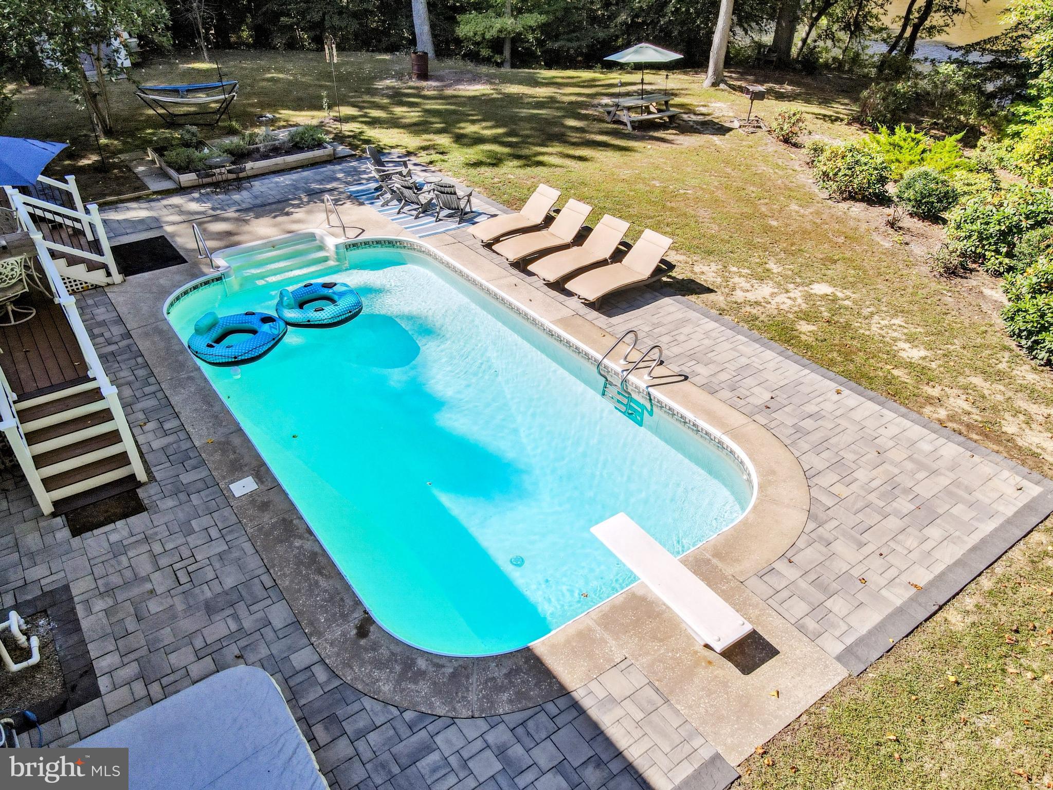 HICKORY RIDGE - Residential