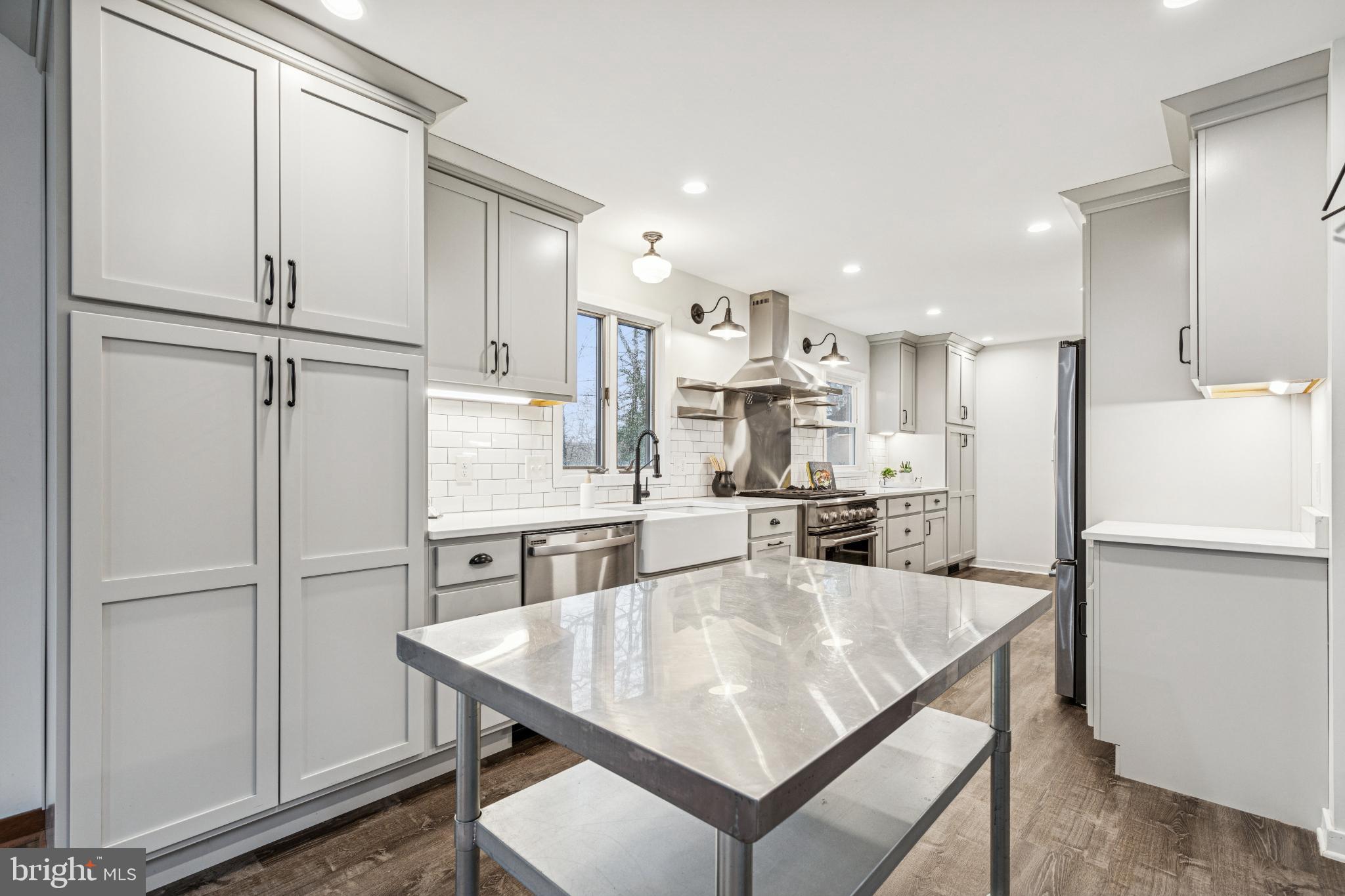 HICKORY RIDGE - Residential