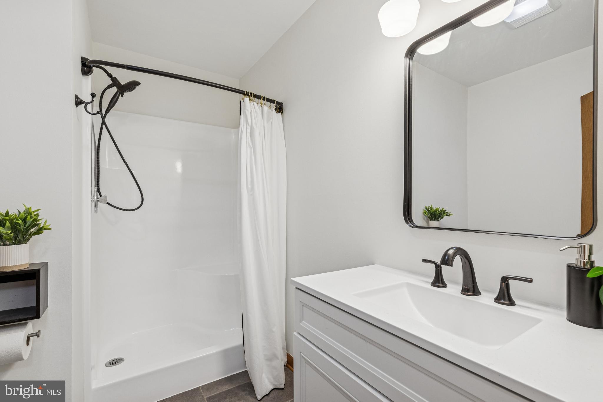 HICKORY RIDGE - Residential