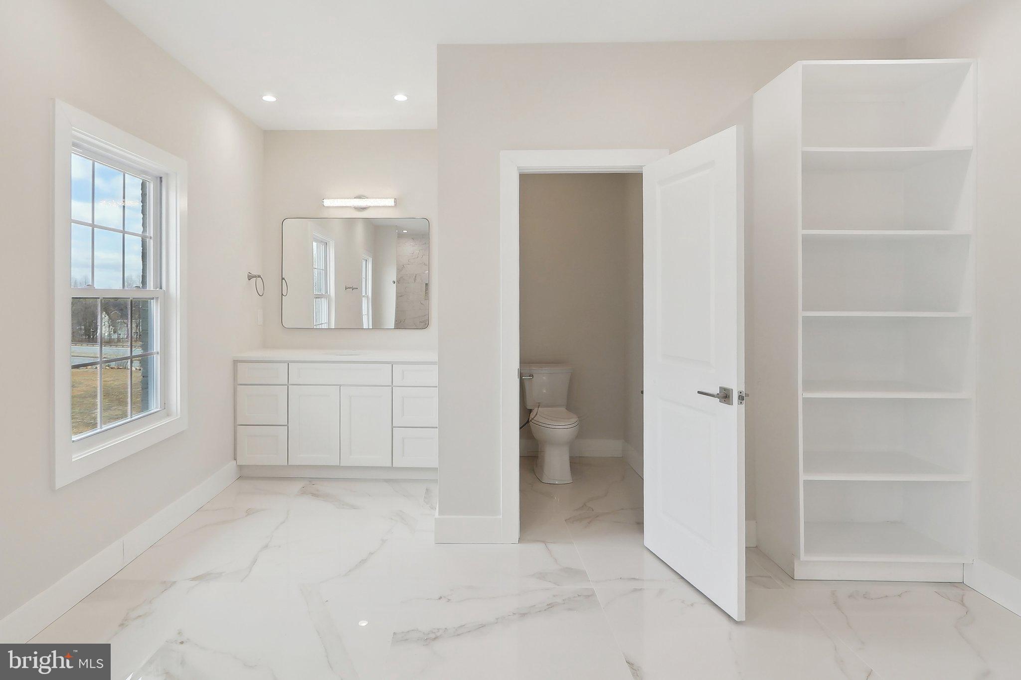 LAROCHE PROPERTY - Residential