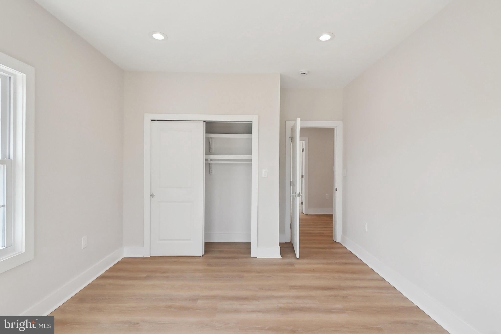 LAROCHE PROPERTY - Residential