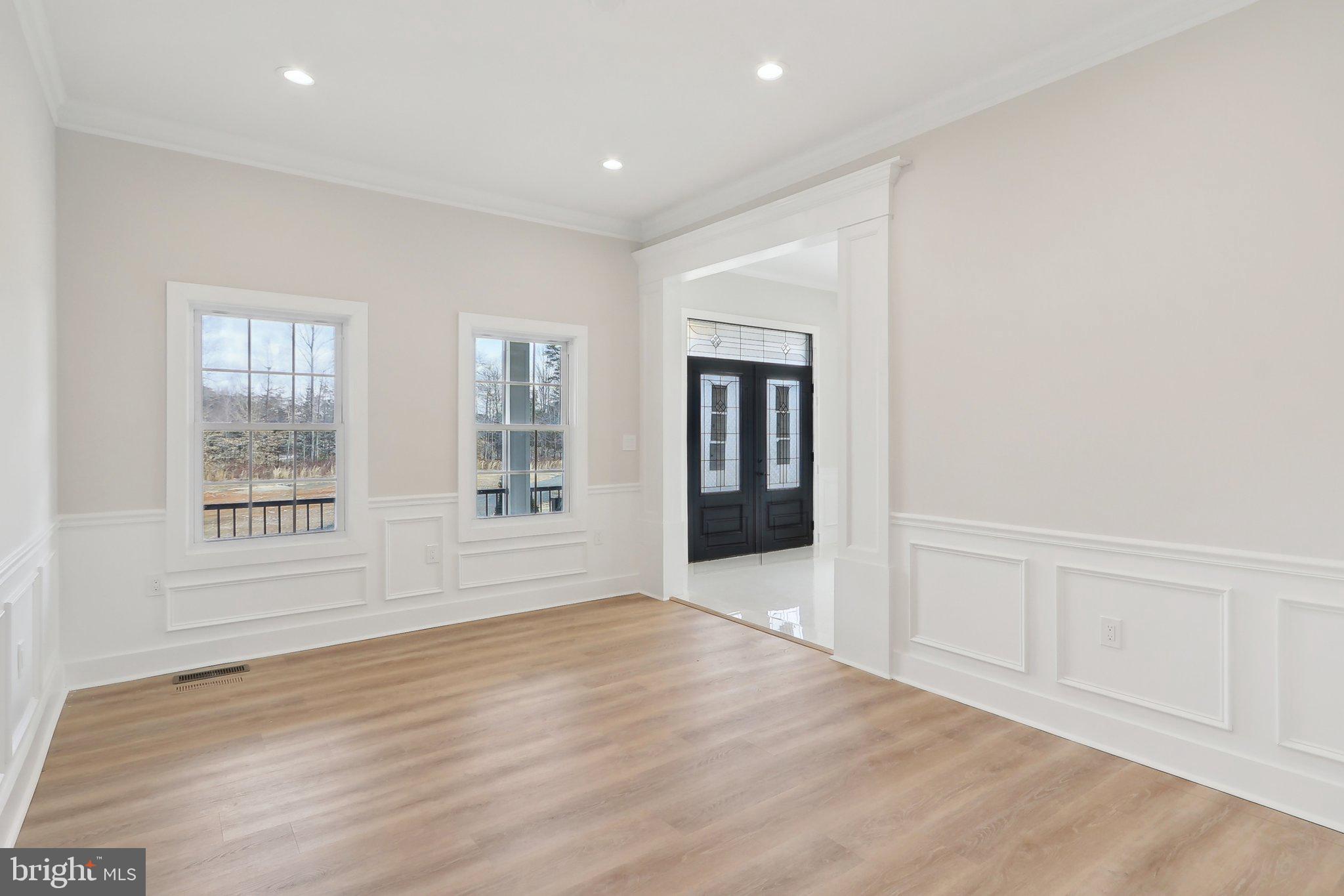 LAROCHE PROPERTY - Residential