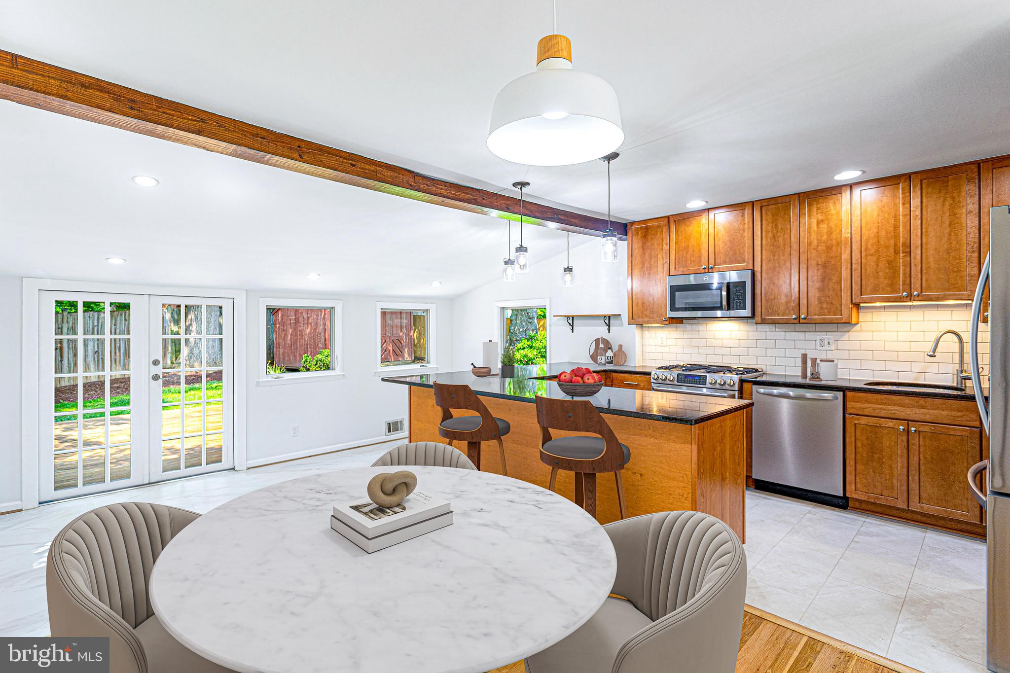 NEWPORT HILLS - Residential