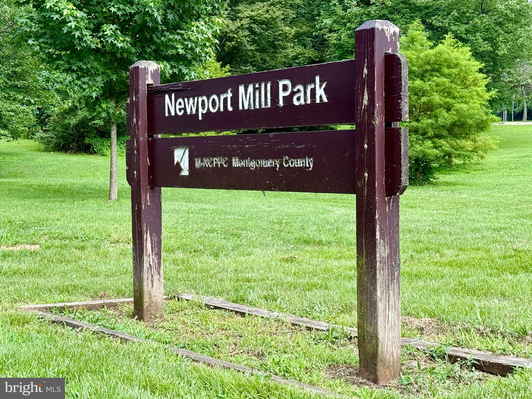 NEWPORT HILLS - Residential