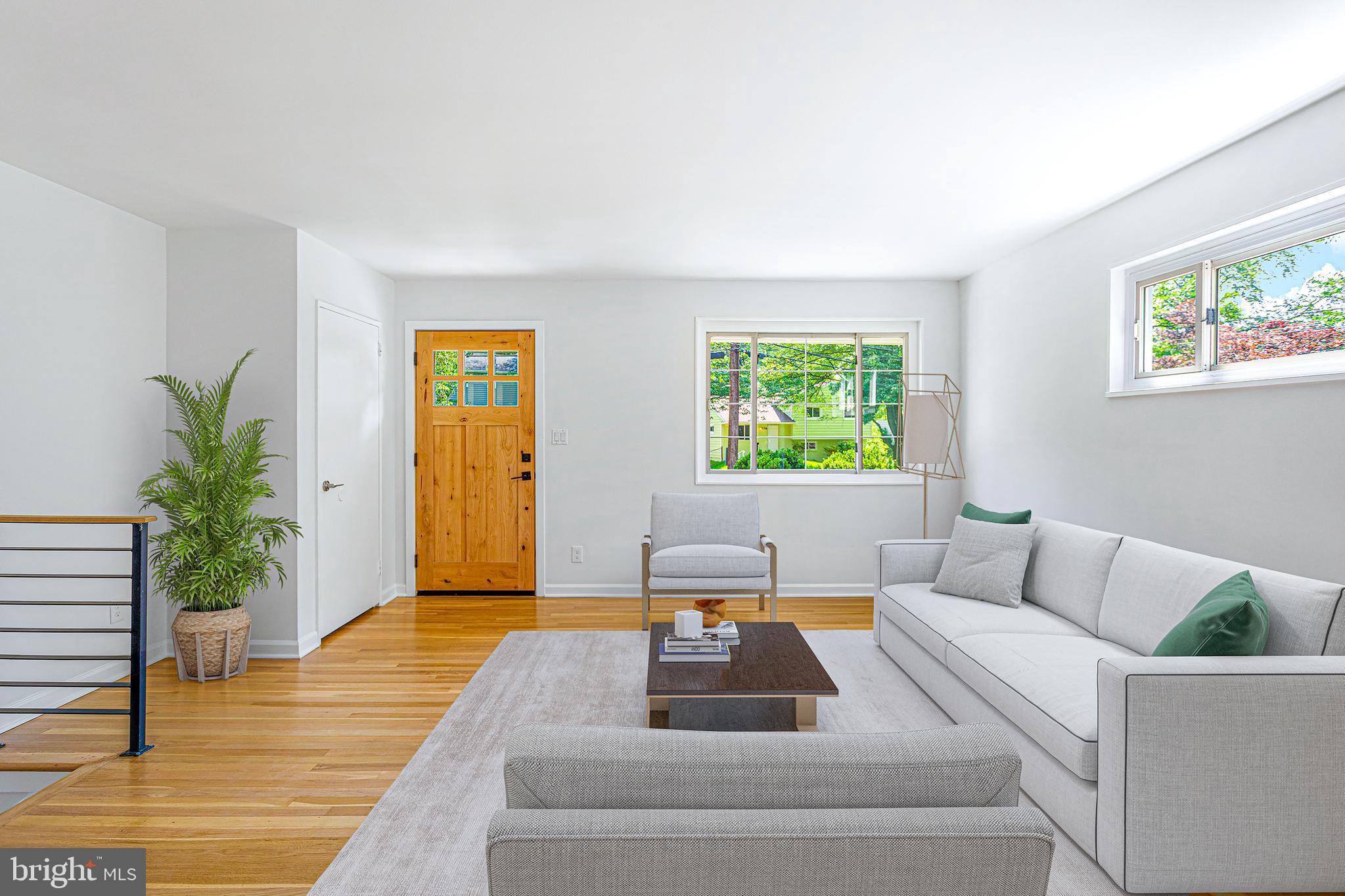 NEWPORT HILLS - Residential