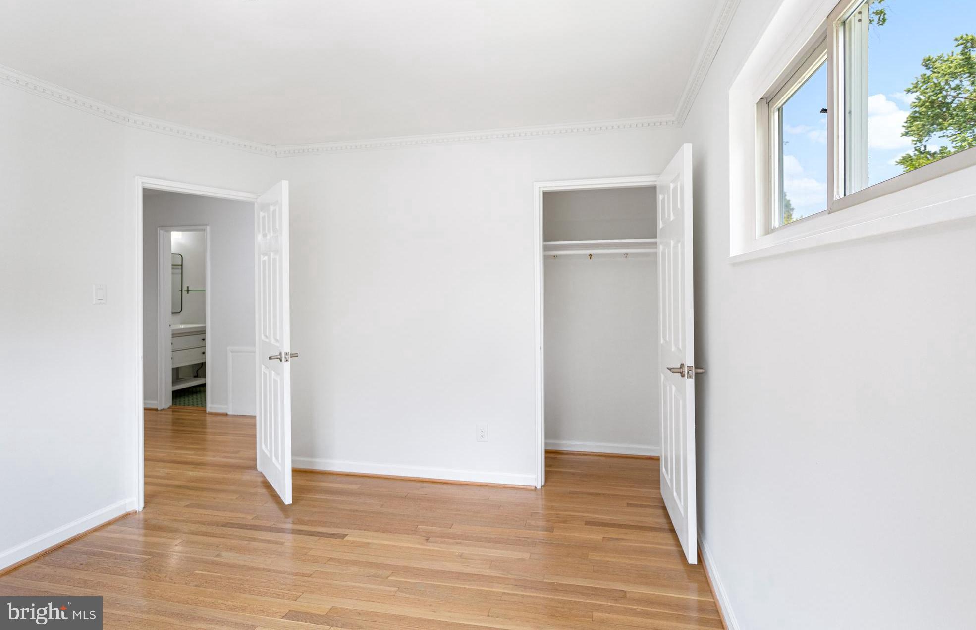 NEWPORT HILLS - Residential