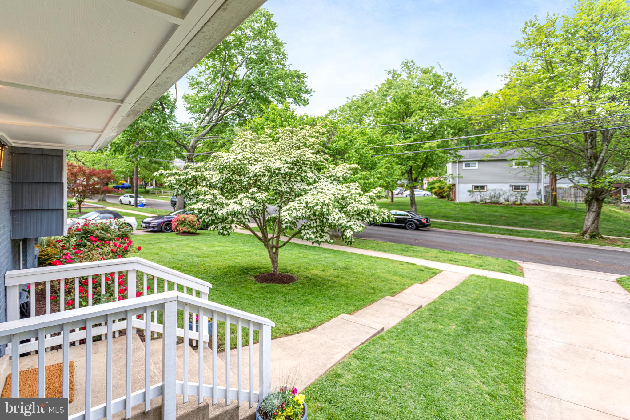 NEWPORT HILLS - Residential