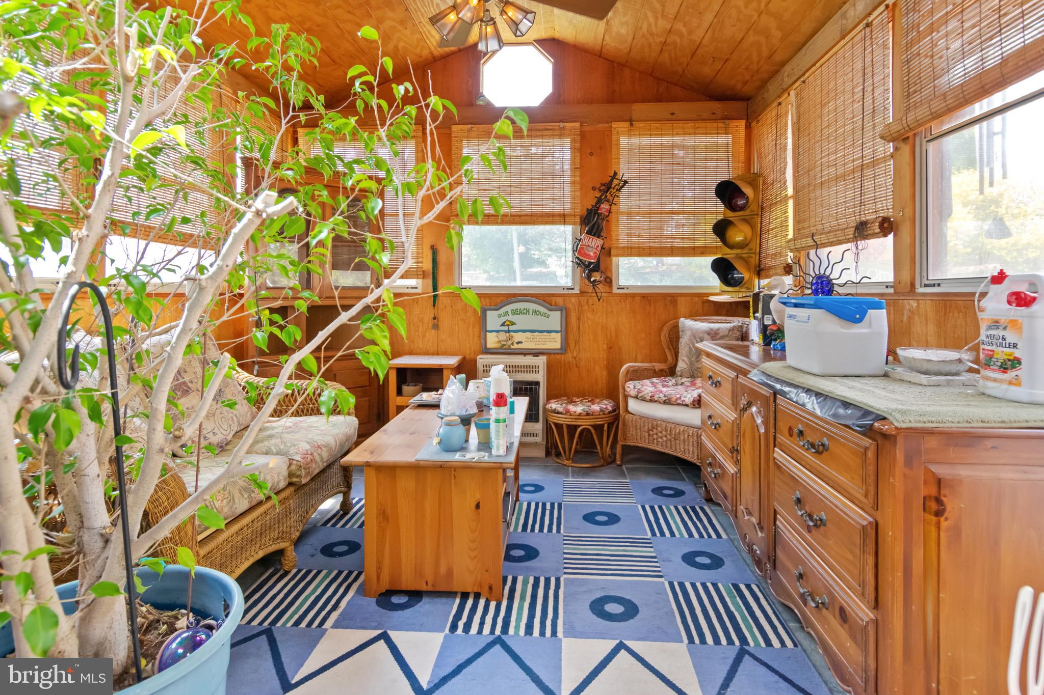 GLYNDON - Residential