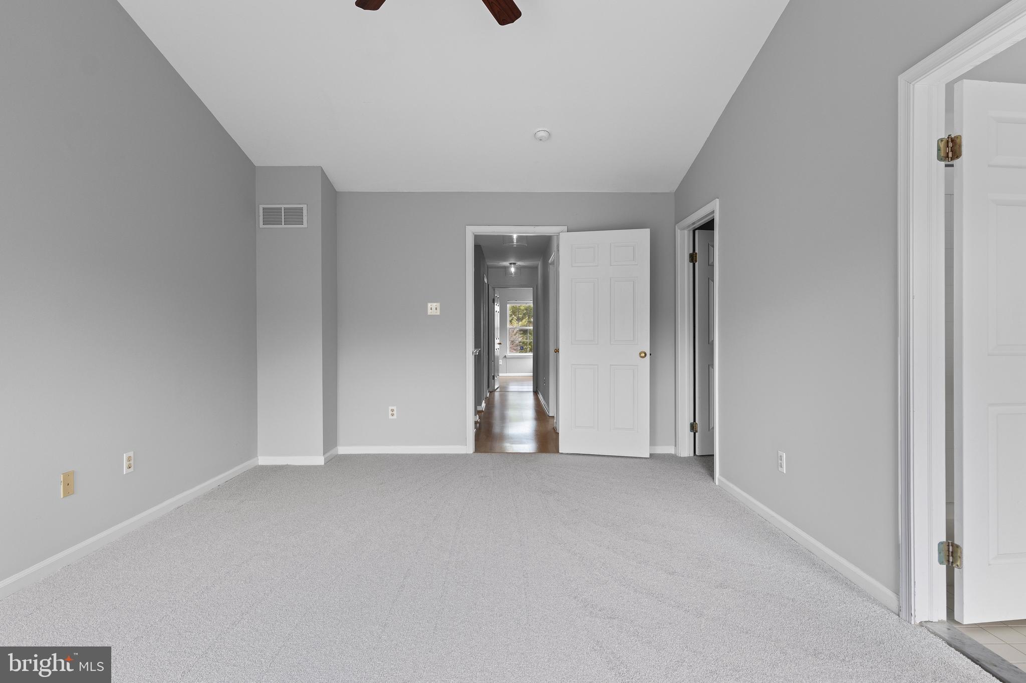 CHARLESTOWN HUNT - Residential