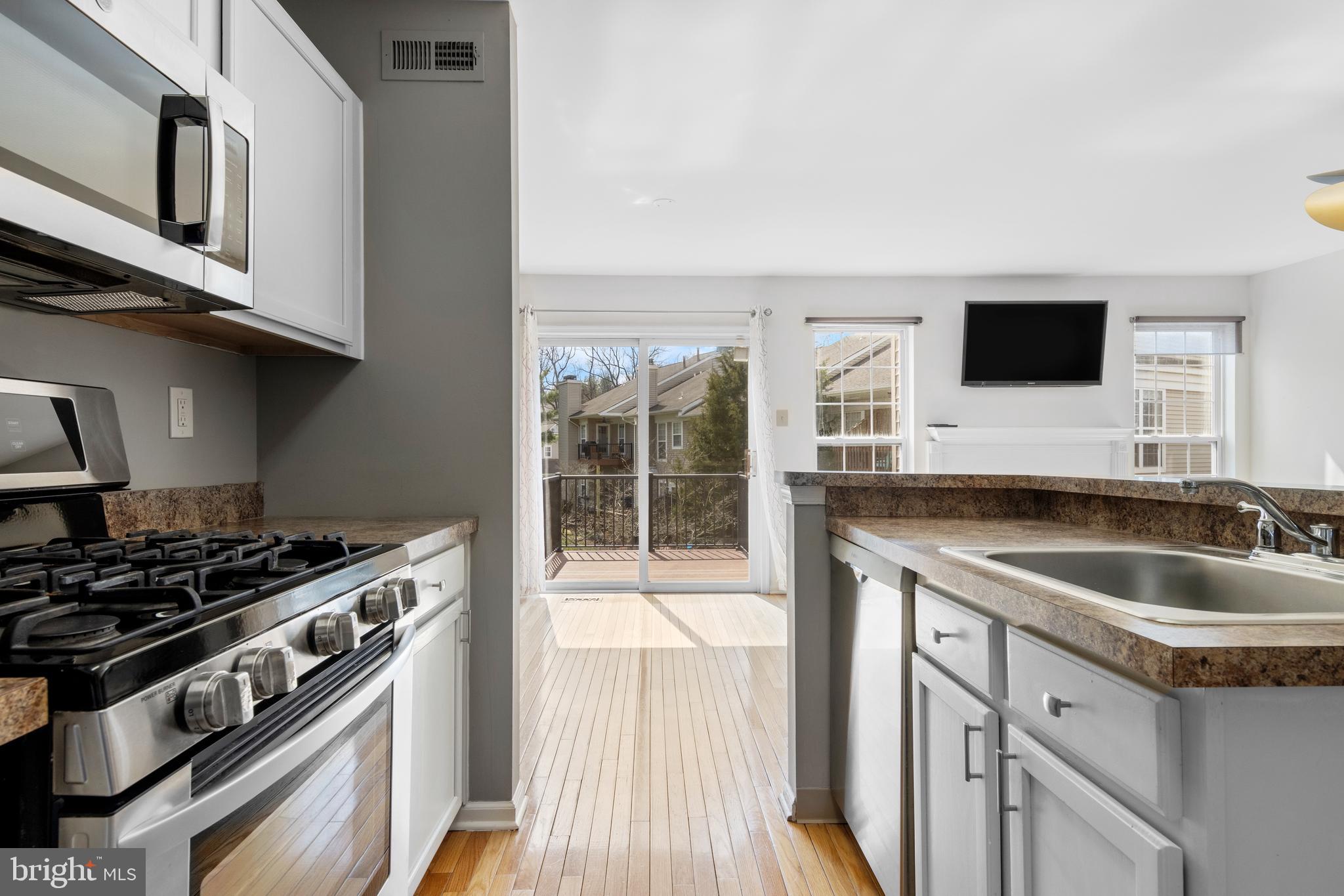 CHARLESTOWN HUNT - Residential