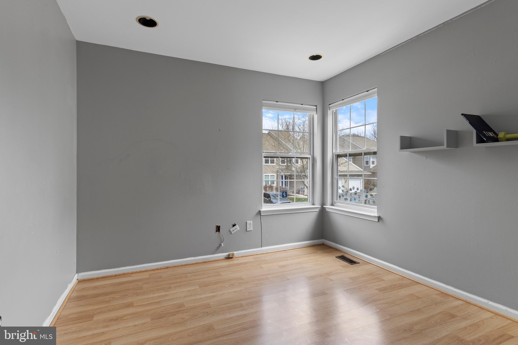 CHARLESTOWN HUNT - Residential