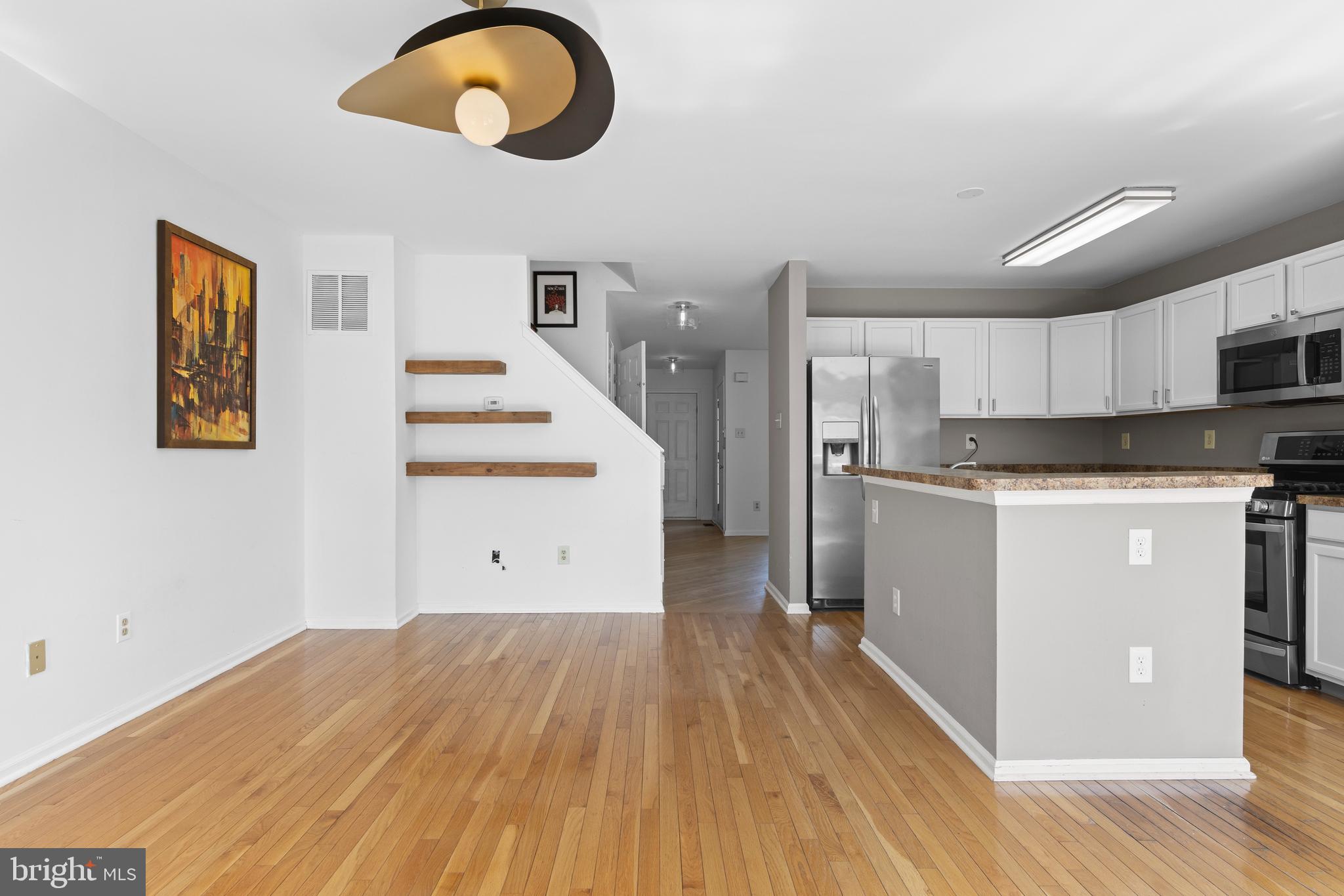 CHARLESTOWN HUNT - Residential