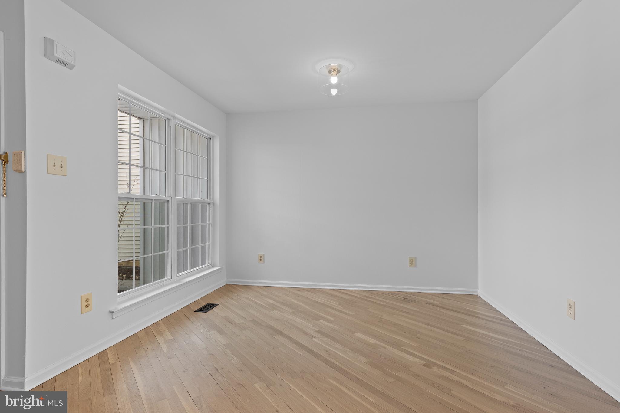 CHARLESTOWN HUNT - Residential