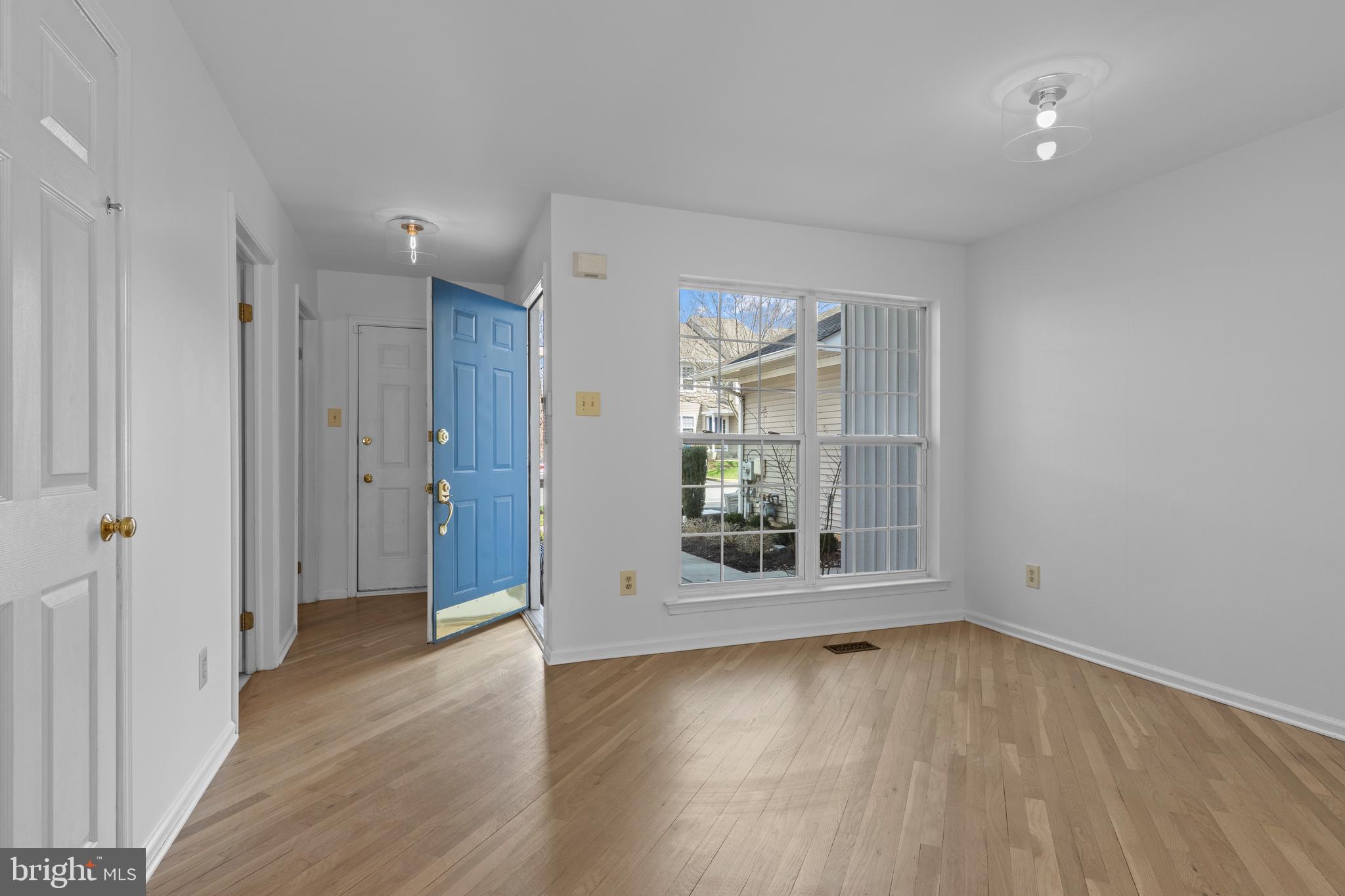 CHARLESTOWN HUNT - Residential