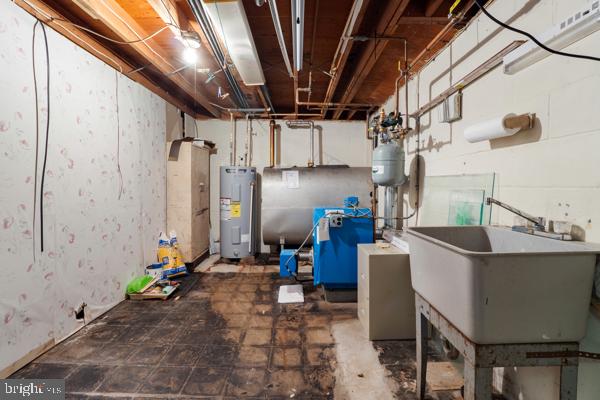 WESTMINSTER HIGHLANDS - Residential